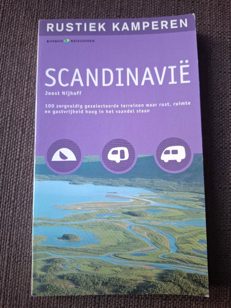Rustiek kamperen in Scandinavie, Boeken, Reisgidsen, Europa, Ophalen of Verzenden, Reisgids of -boek, Gelezen