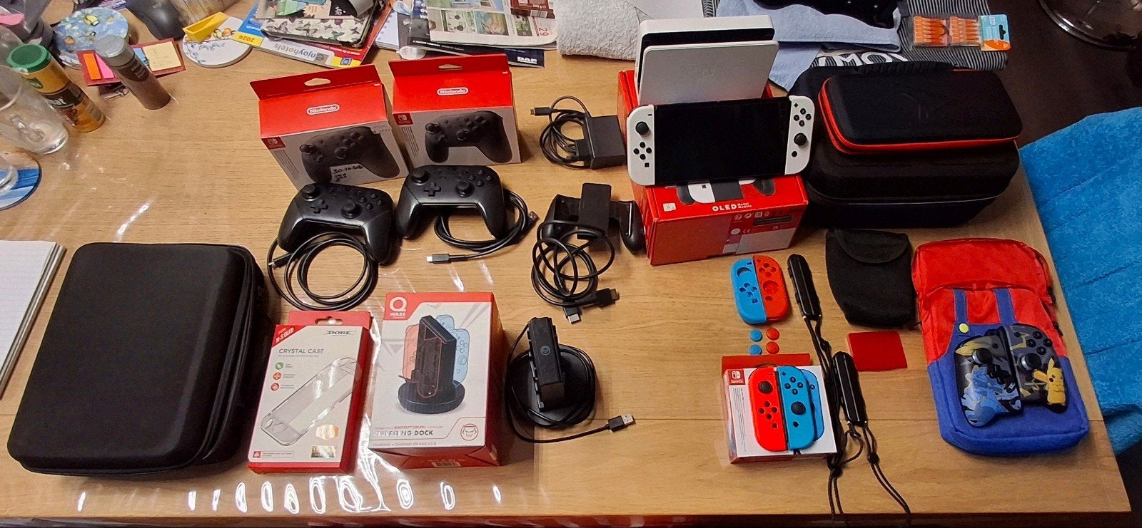 Nintendo switch oled met vele extra's, Spelcomputers en Games, Gebruikt, Met 3 controllers of meer, Met harde schijf, Switch OLED