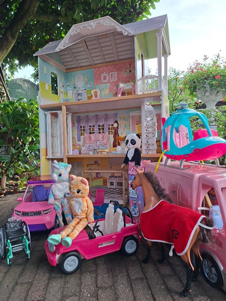 Grote Barbie set: Huis, auto's, paard, helikopter en meer, Ophalen, Gebruikt, Barbie