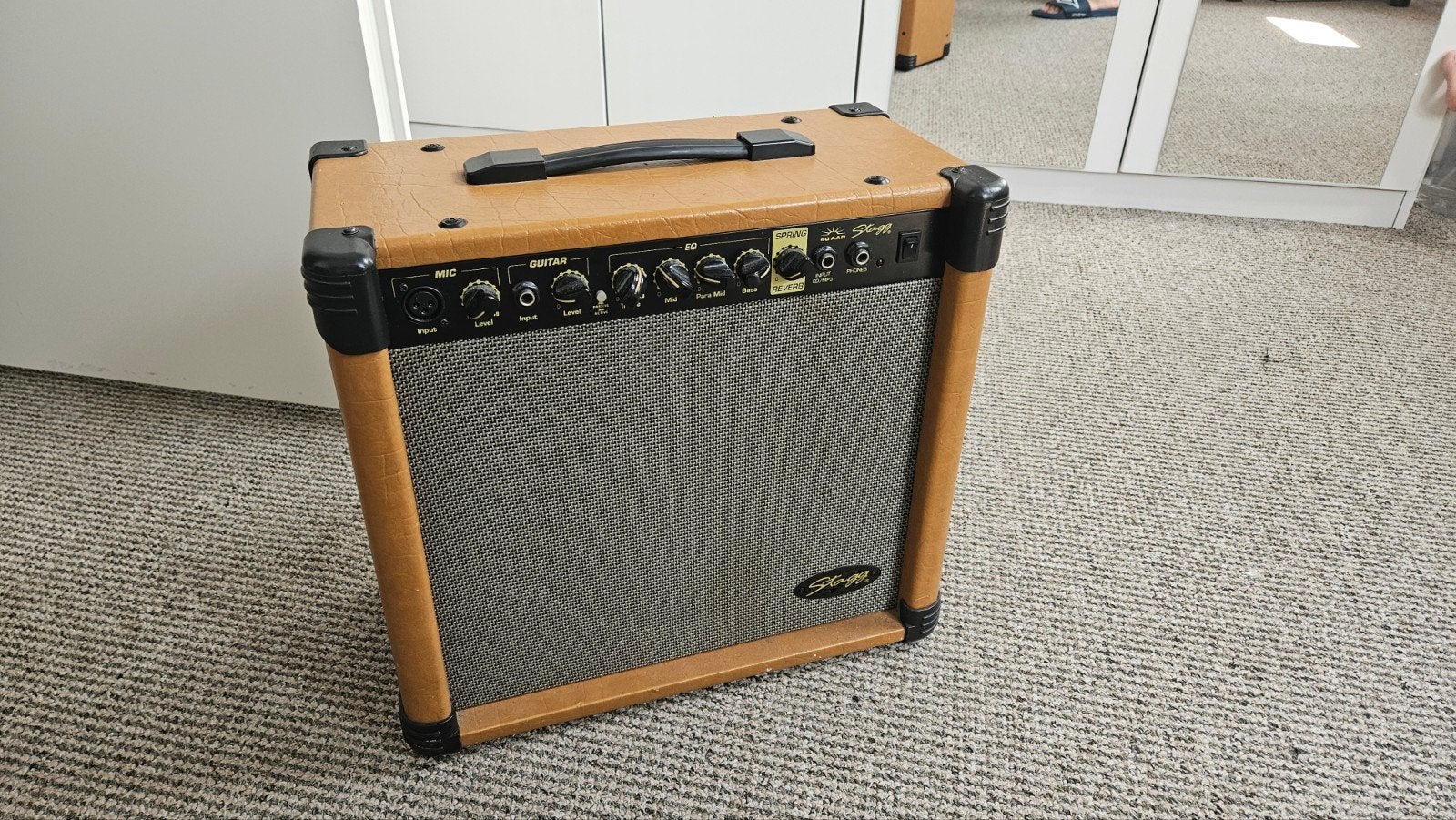 Stagg 40 AAR Akoestische Gitaarversterker, goed als nieuw, Muziek en Instrumenten, Versterkers | Bas en Gitaar, Ophalen, Zo goed als nieuw