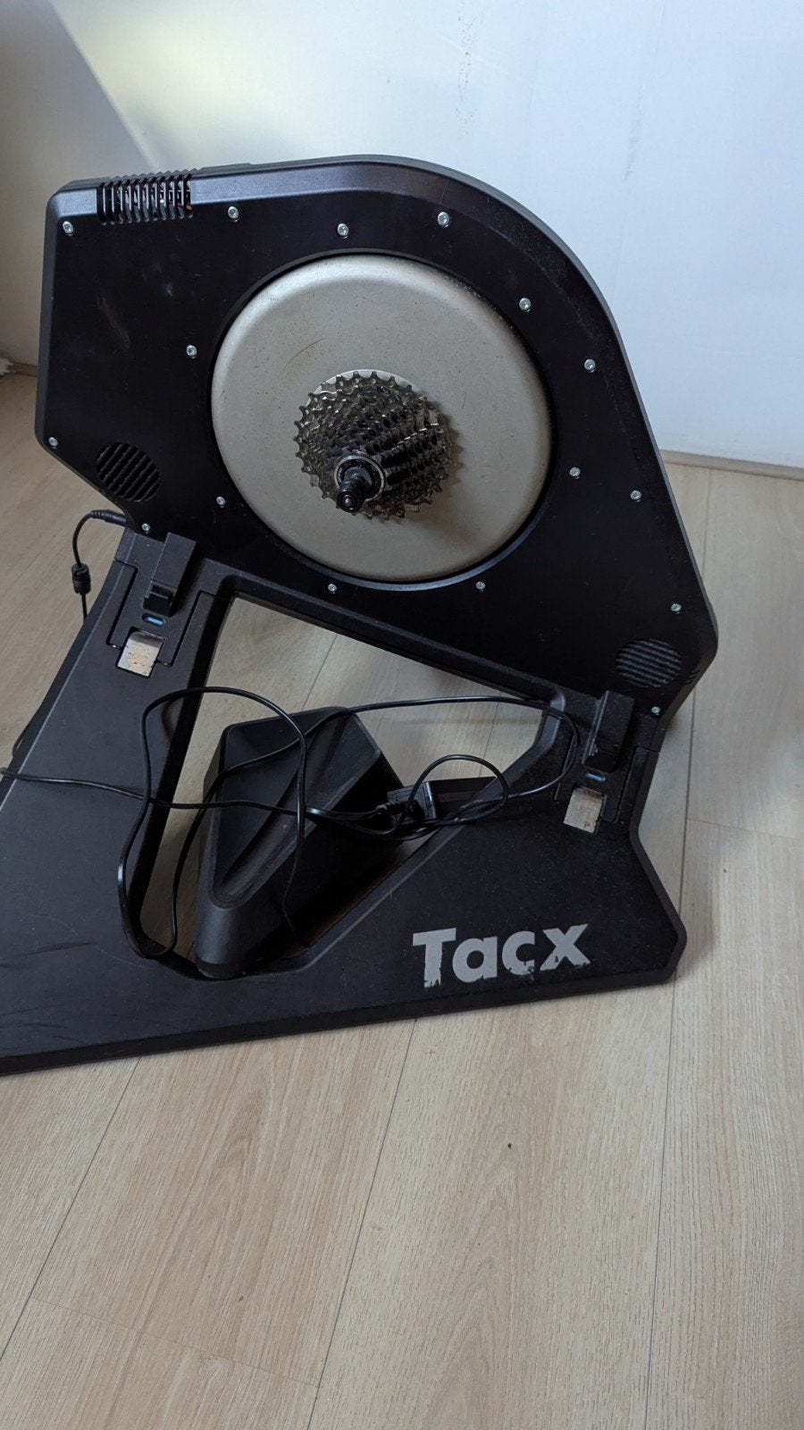 Tacx Neo Smart Fietstrainer - Gebruikt, Inclusief Cassette, Ophalen, Gebruikt, Overige materialen, Overige typen