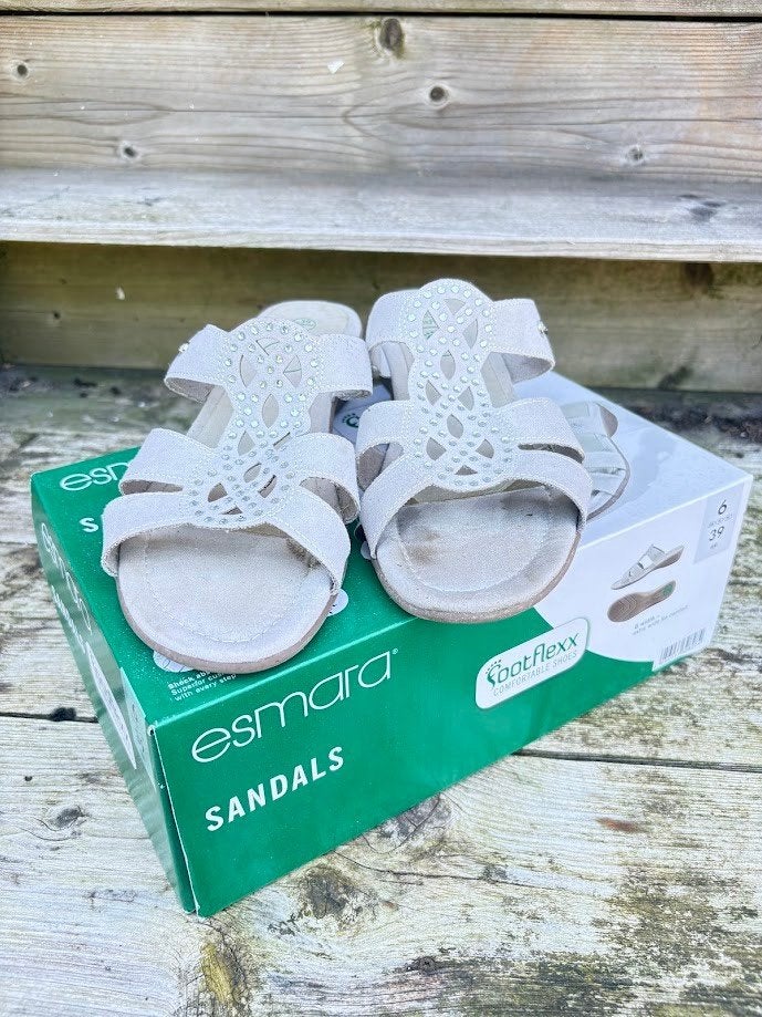 Sandals, Nieuw, Grijs, Sandalen of Muiltjes, Esmara