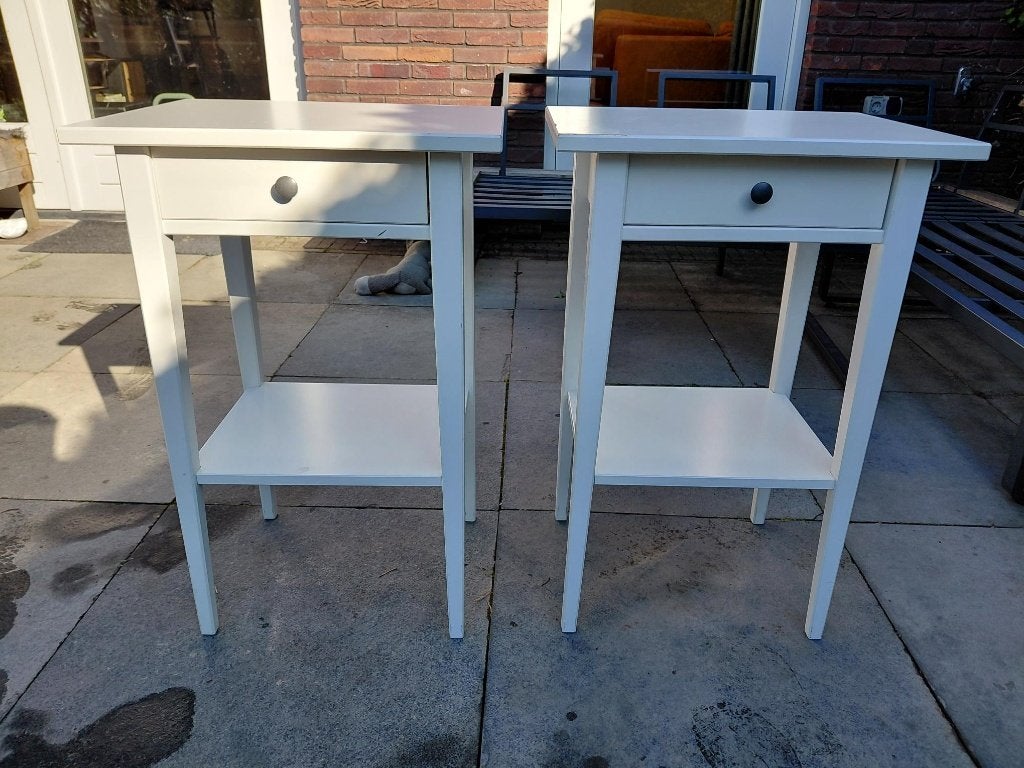 2 nachtkastjes te koop