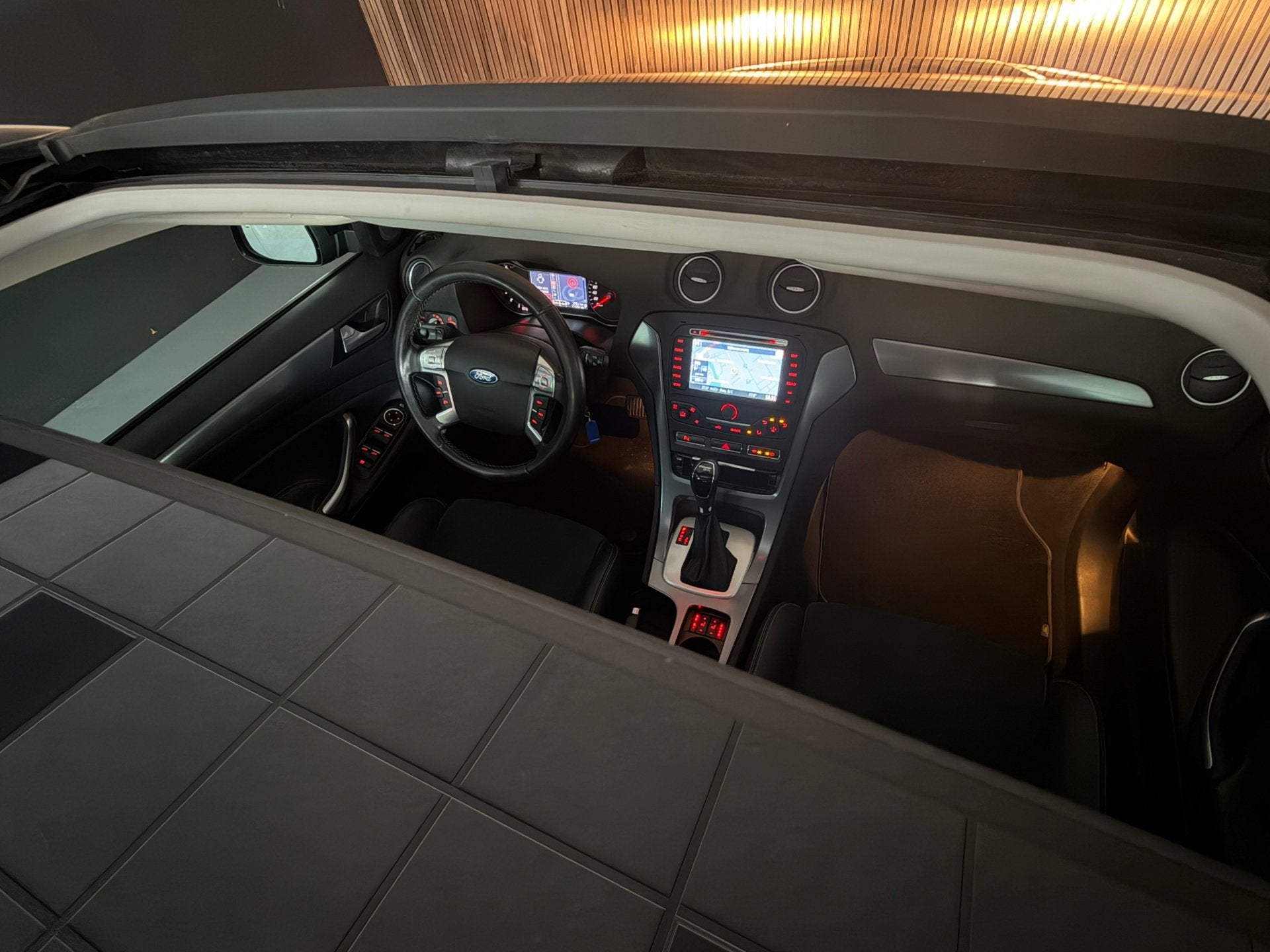 Ford Mondeo Wagon 2.0 EcoBoost Titanium PANORAMADAK/STOELVER, Euro 5, Gebruikt, Zwart, 4 cilinders