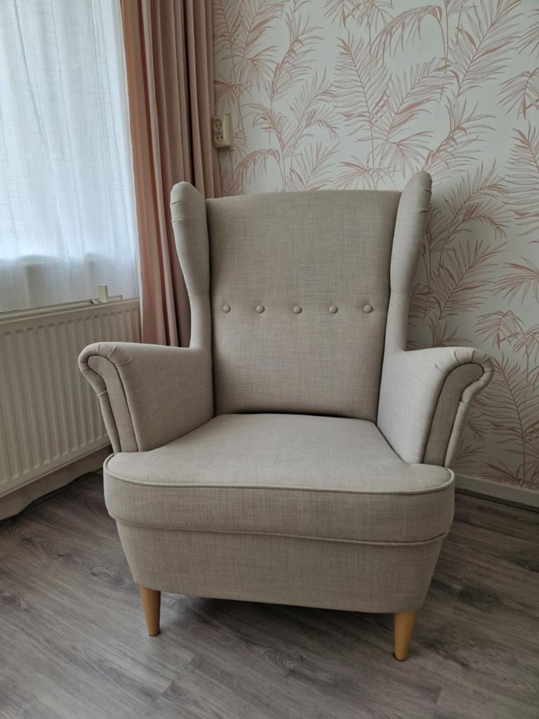 Ikea Strandmon Oorfauteuil beige, Huis en Inrichting, Fauteuils, Ophalen, Klassiek, Modern, Comfort, 75 tot 100 cm, Zo goed als nieuw