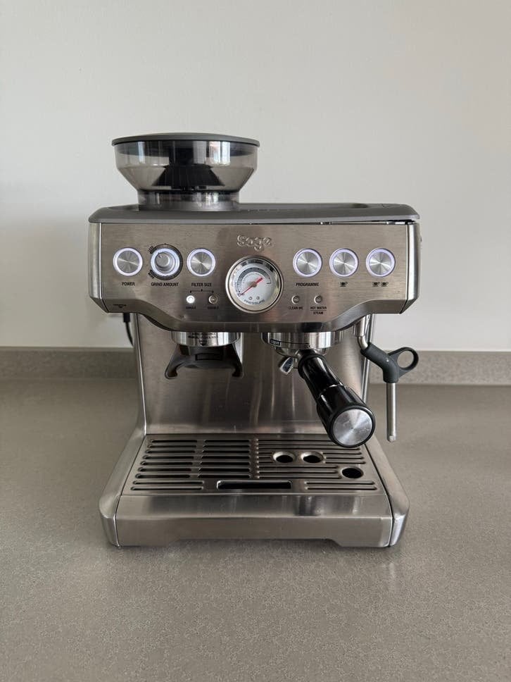 Sage Barista Express - Werkt perfect, melkopschuimer defect, Gebruikt, Espresso apparaat, Koffiebonen, Ophalen