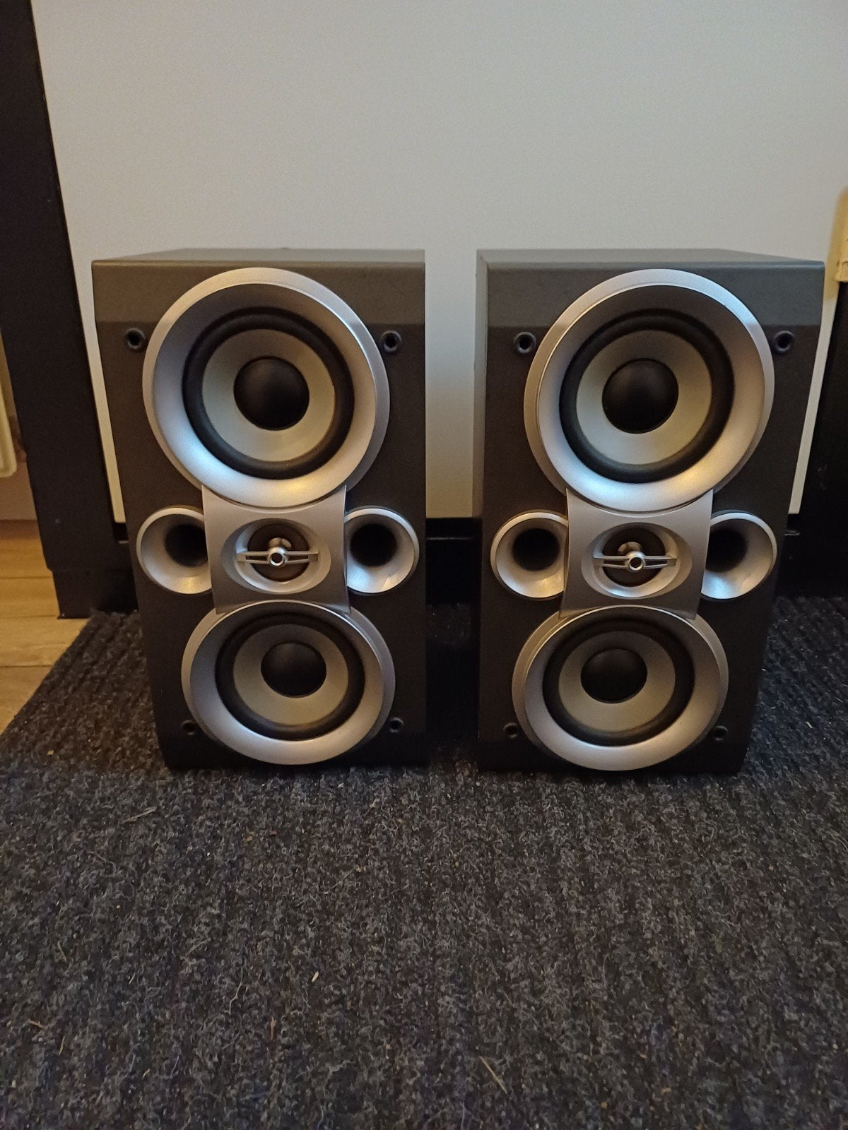 JVC ,luidsprekerboxen, SP ULX 40., Ophalen of Verzenden, Zo goed als nieuw, Minder dan 60 watt, JVC