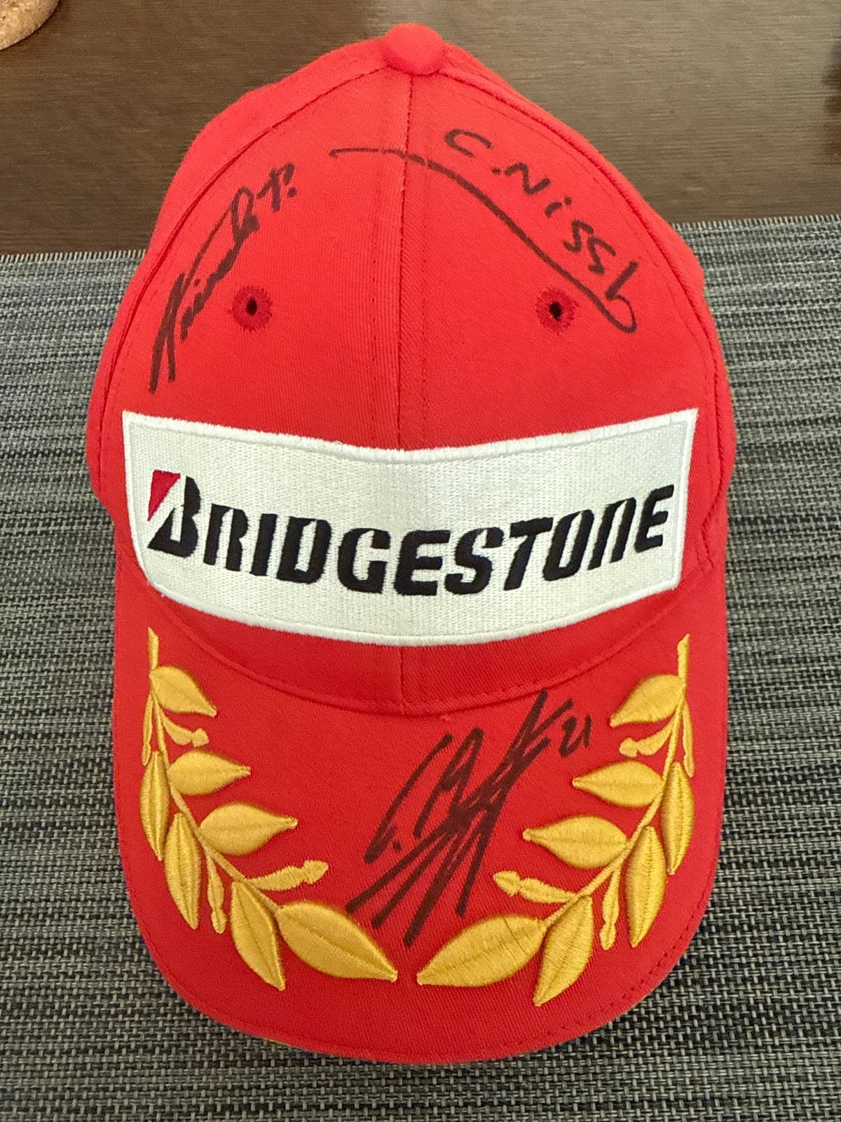 Bridgestone podium Porsche toerwagen Pet met handtekeningen, Ophalen of Verzenden, Zo goed als nieuw, One size fits all, Pet