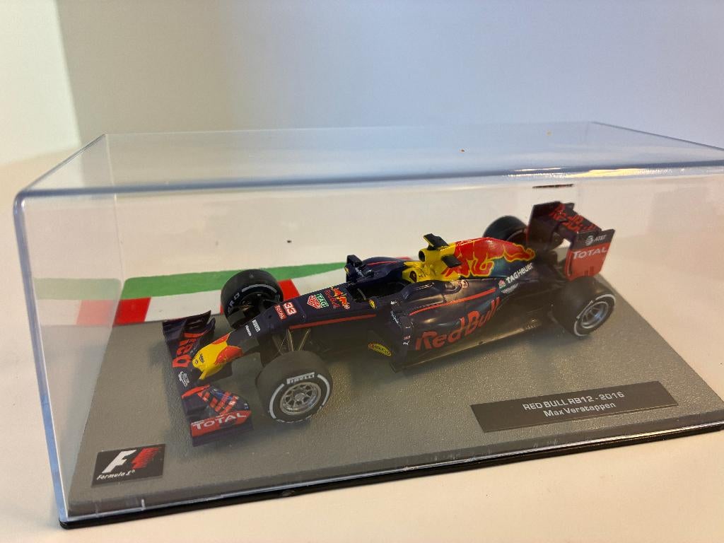 39288: Red Bull RB12 - Max Verstappen - 2016 - Atlas 1:43, Hobby en Vrije tijd, Modelauto's | 1:43, Auto, Ophalen of Verzenden