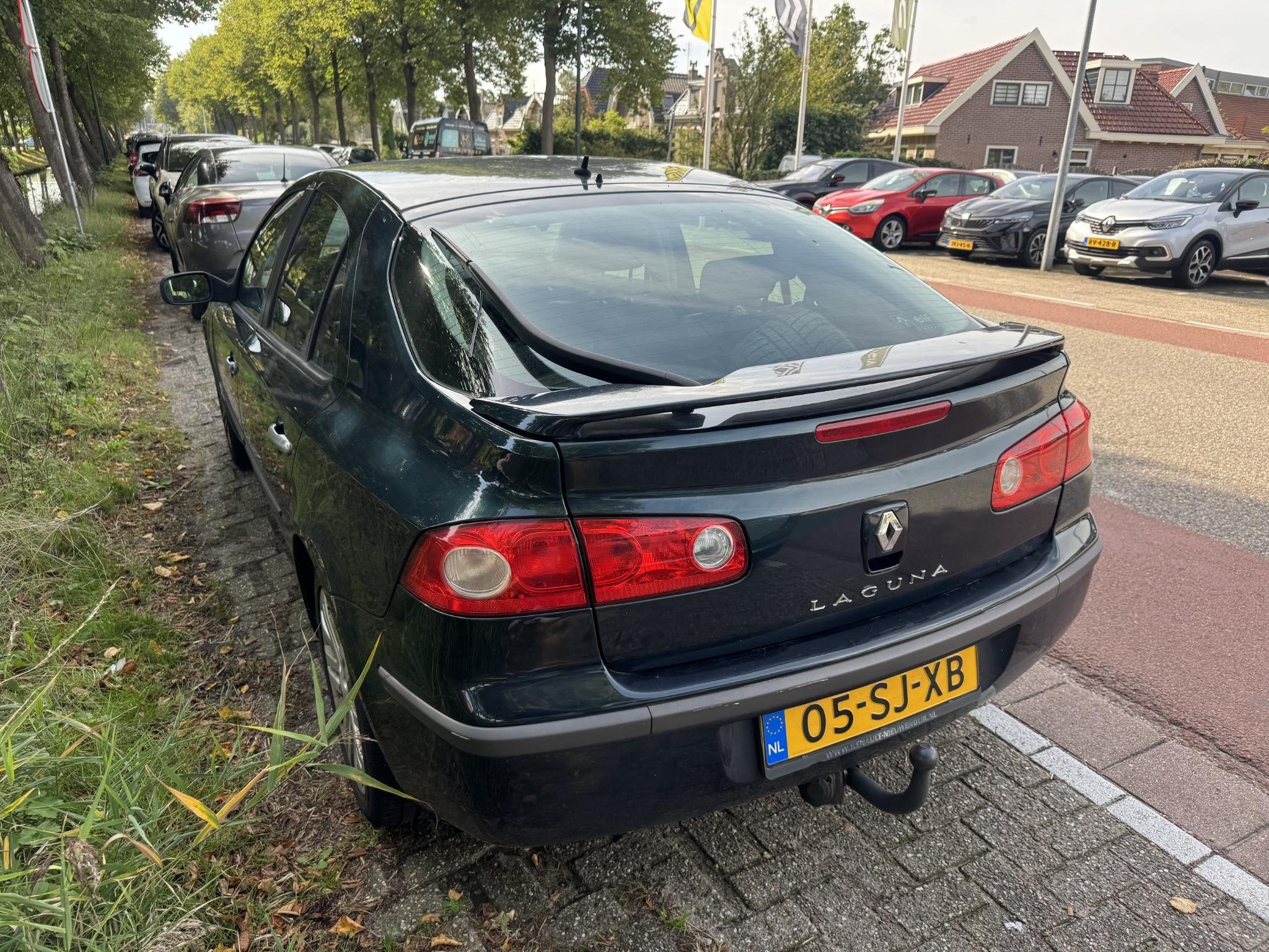 Renault Laguna 2.0-16V Tech Line APK tot 3-27!, Auto's, Gebruikt, 4 cilinders, Leder en Stof, Origineel Nederlands