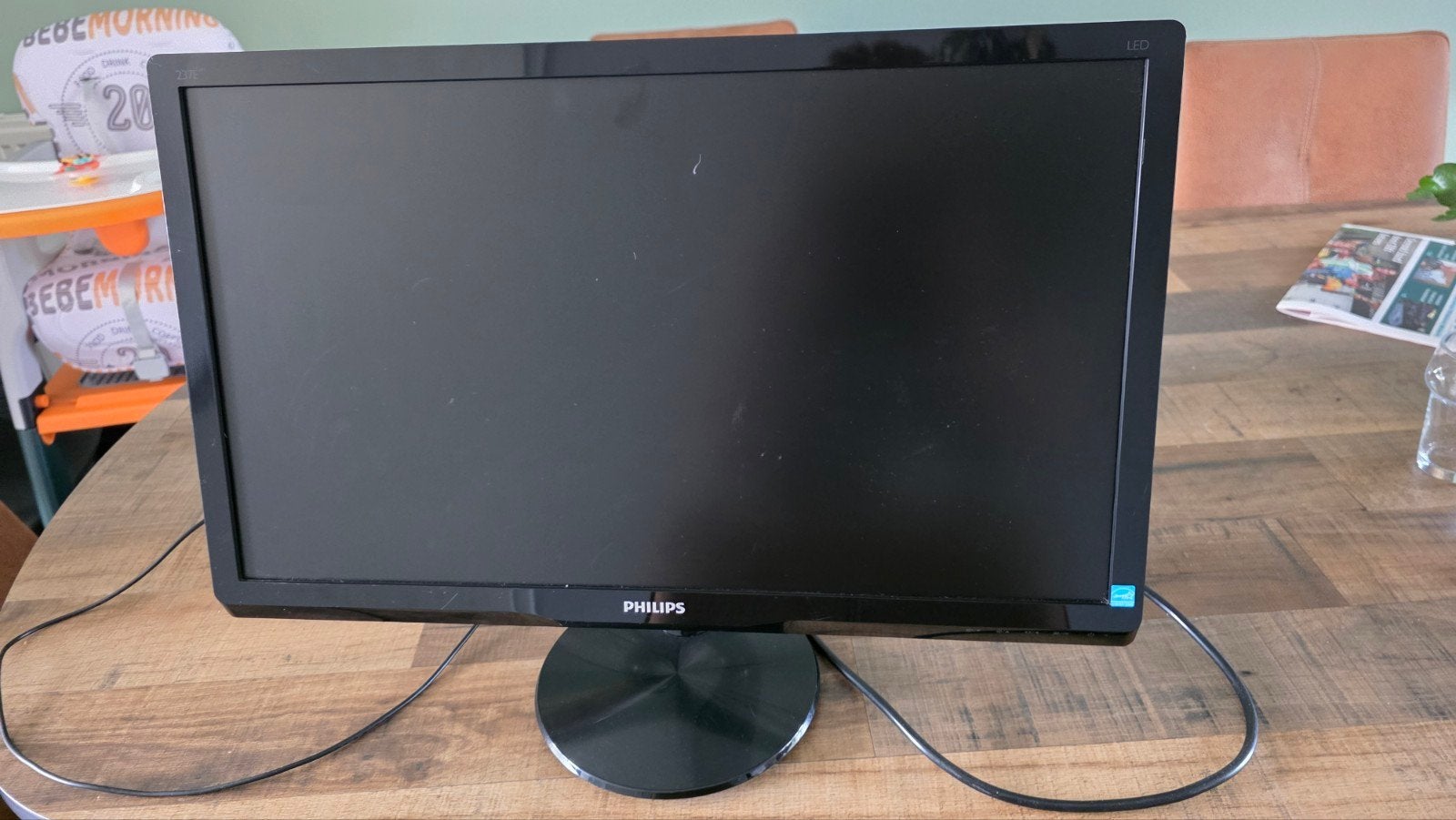 Philips 223V5LSB/00 Monitor - 21.5 inch Full HD LED, Computers en Software, Monitoren, Ophalen, Philips, Gebruikt, Kantelbaar