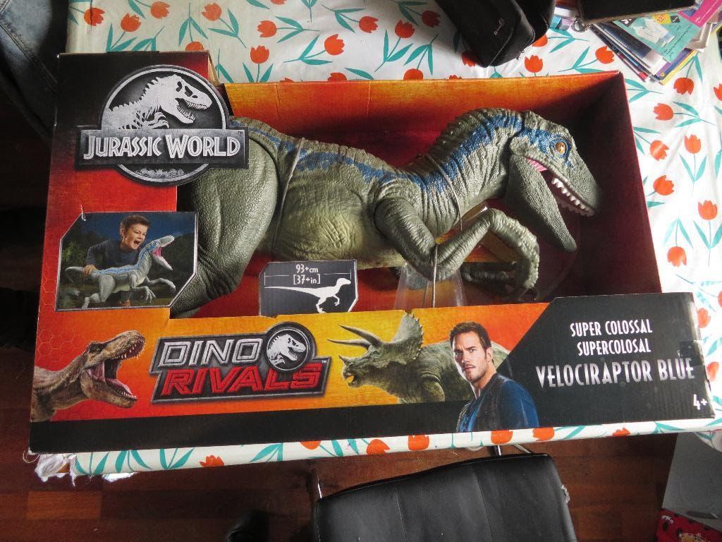 JURASSIC WORLD -- SUPER COLOSSAL VELOCIRAPTOR " BLUE ", Ophalen of Verzenden, Zo goed als nieuw