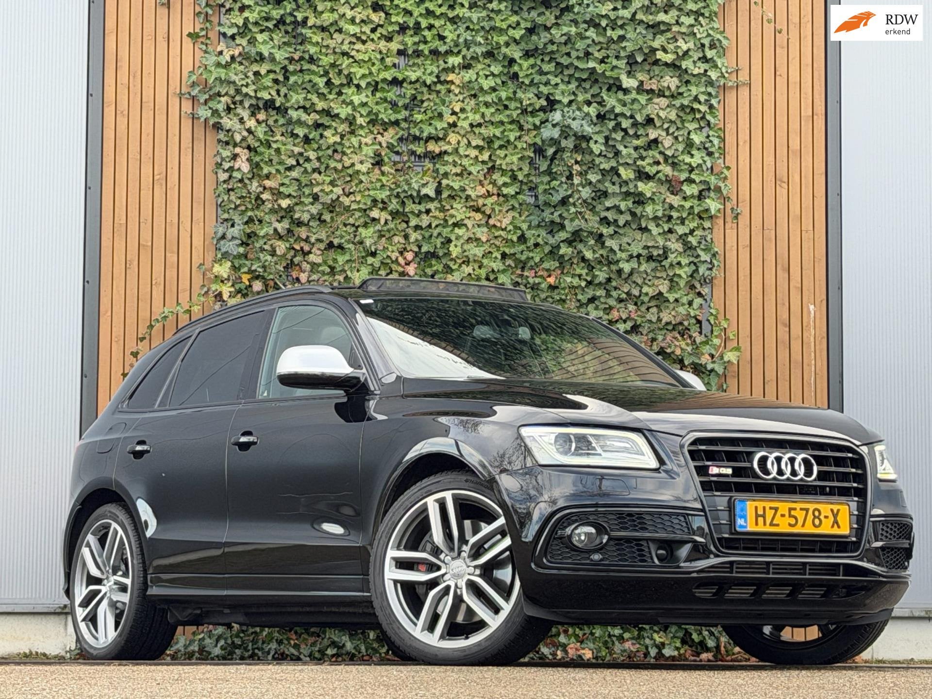 Audi Q5 3.0 TDI SQ5 quattro S-LINE|TREKHAAK|LEDER|PANO|CARPL, Auto's, 15 km/l, Gebruikt, Zwart, Leder