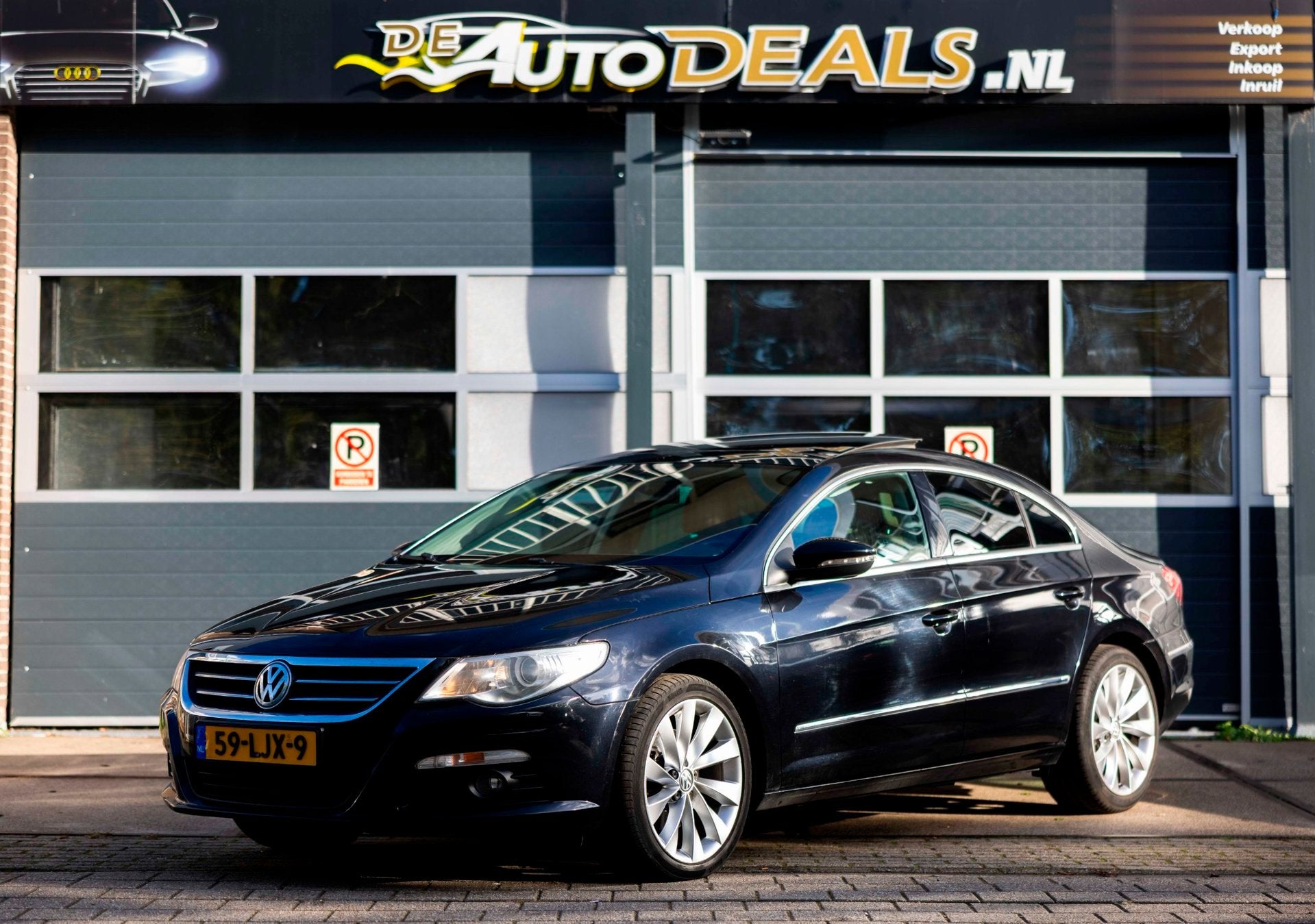 Volkswagen Passat CC 1.8 TSI 4p AUTOMAAT|PANO|LEER|AIRCO, Auto's, 4 cilinders, 4 stoelen, Zwart, 161 pk
