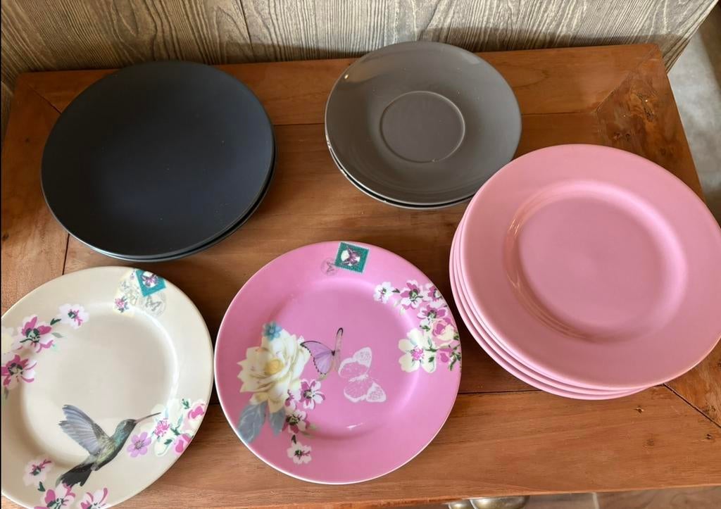 10 gebaks / ontbijt bordjes, Huis en Inrichting, Ophalen of Verzenden, Zo goed als nieuw, Bord(en), Overige stijlen