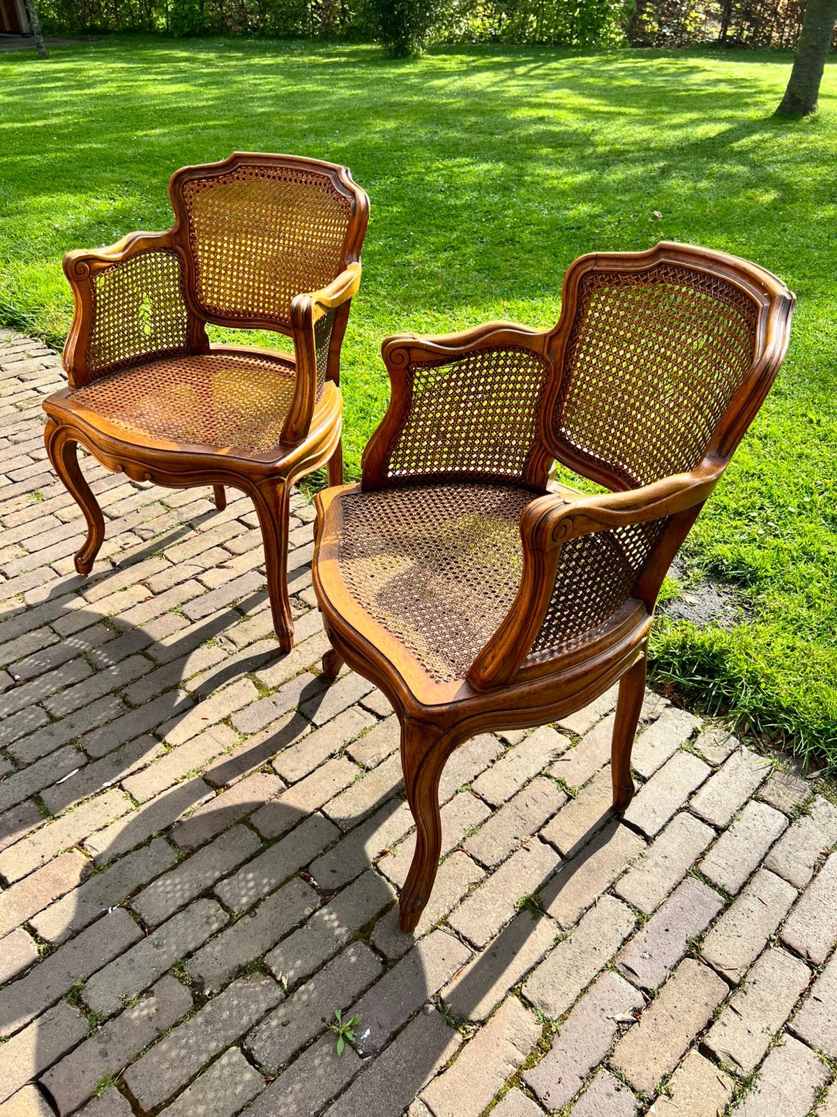 Koppel Franse fauteuils met webbing, Ophalen