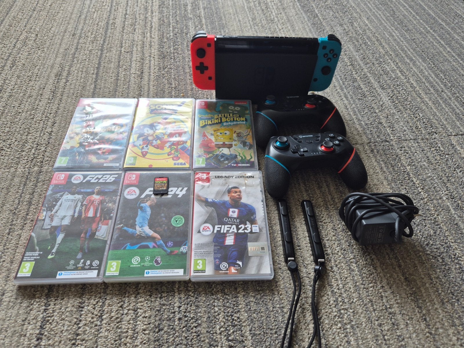 Nintendo Switch met 2 controllers en 7 games, Ophalen of Verzenden, Switch Original, Met 3 controllers of meer, Gebruikt
