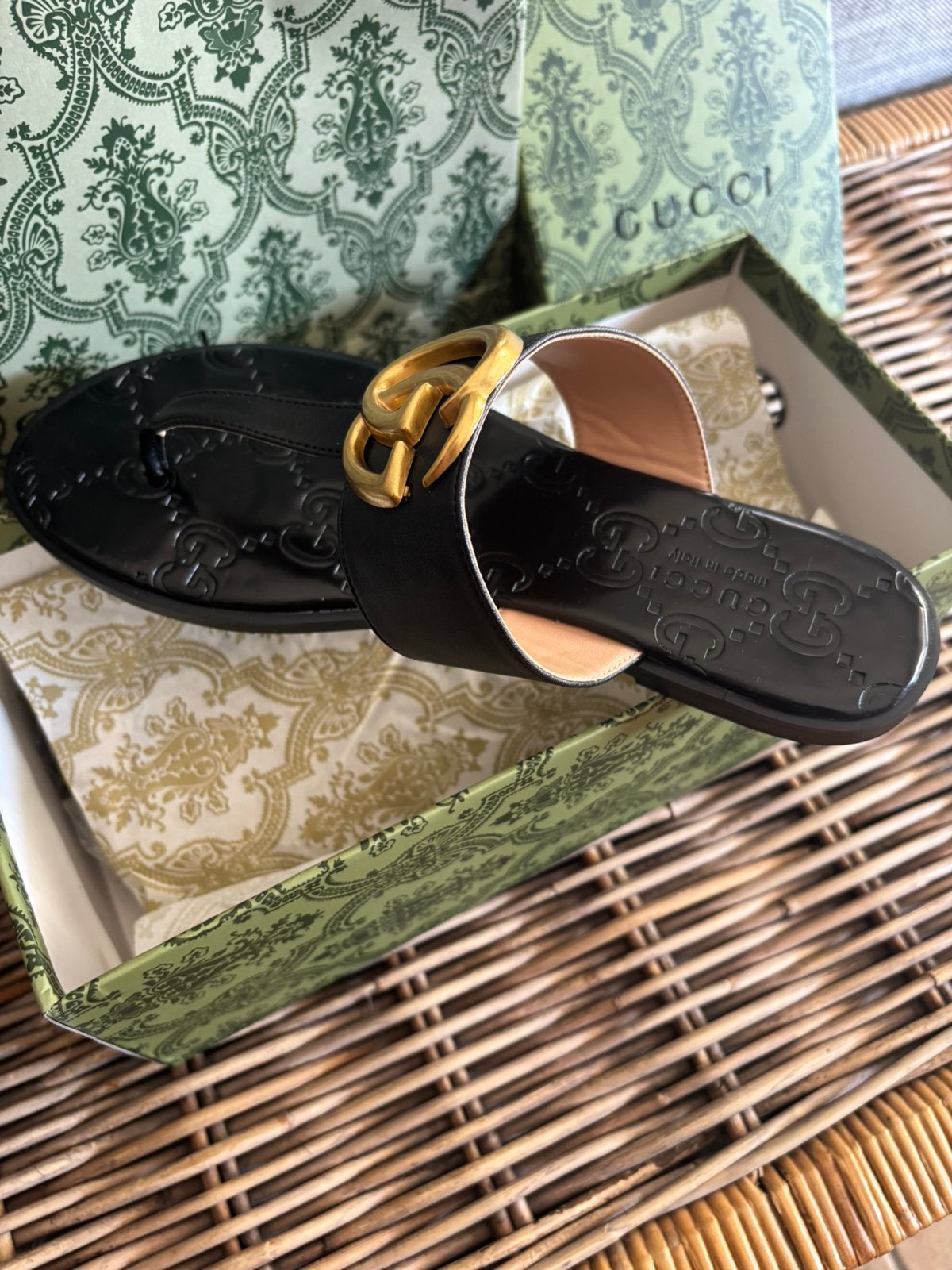 Gucci slipper maat 37, Ophalen of Verzenden, Nieuw, Overige kleuren