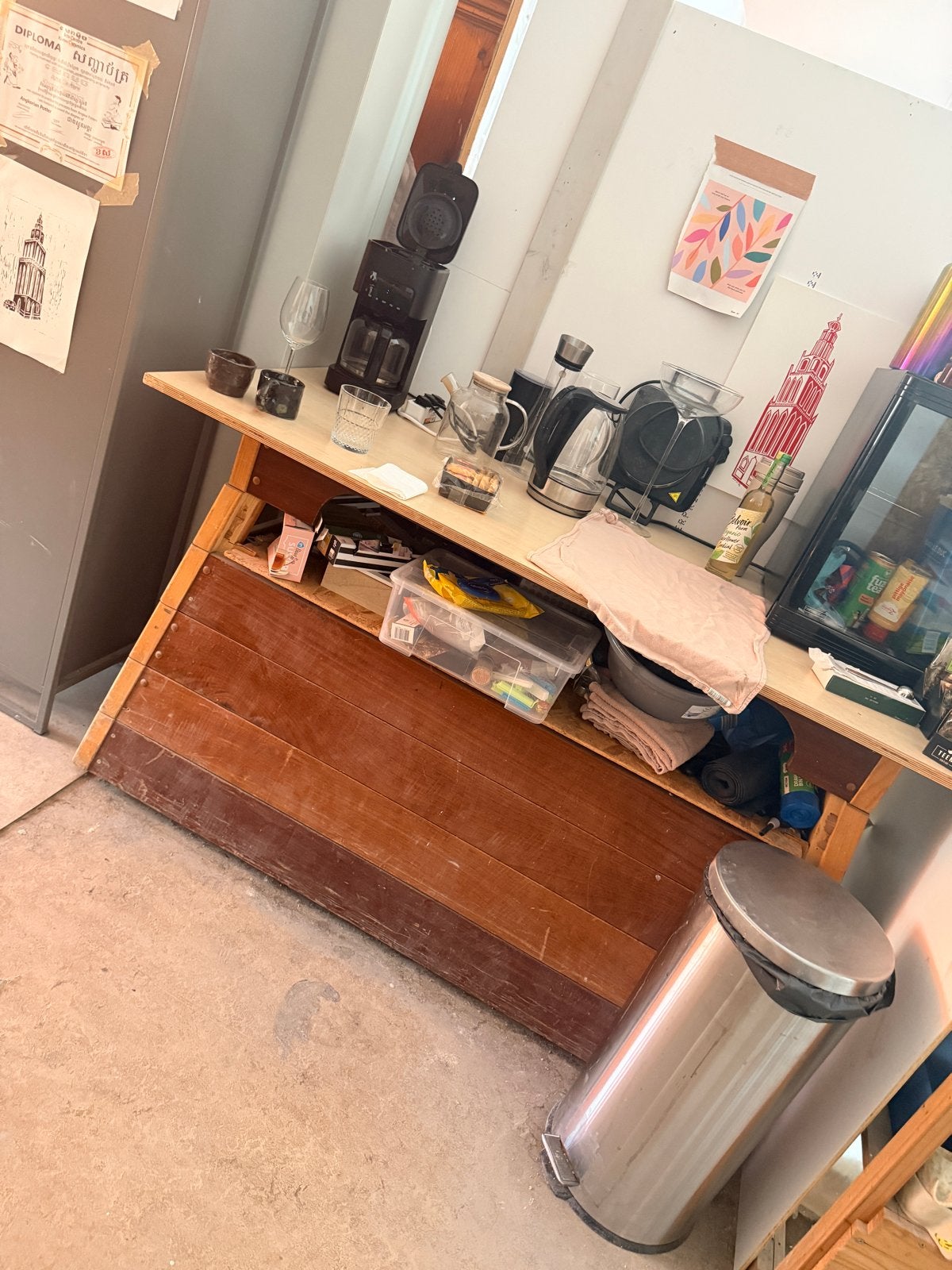 Originele tafel gemaakt van een gymbok., Kunststof, Ophalen of Verzenden, Zwart, Overige merken