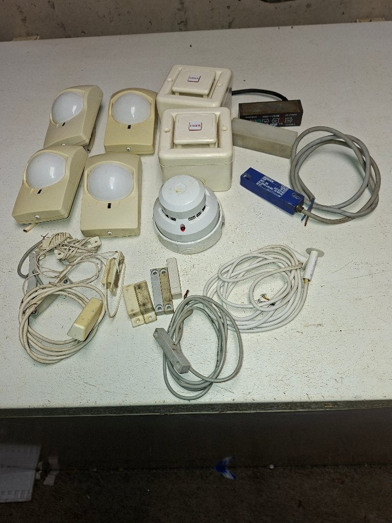 Alarm installatie martiaal, Doe-het-zelf en Verbouw, Ophalen of Verzenden, Gebruikt, Detector, Sensor of Melder, Beweging
