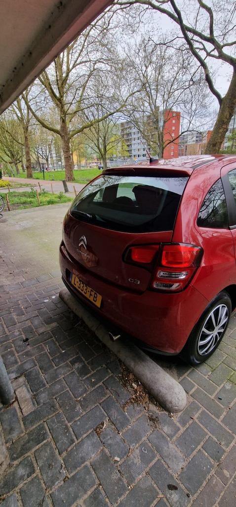 Citroën C3 1.4 VTI 2010 Rood, Auto's, Citroën, Voorwielaandrijving, 40 €/maand, Handgeschakeld, 570 kg