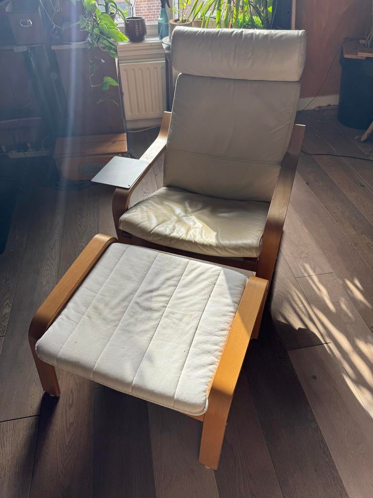 Comfortabele fauteuil met voetenbank - Crème leer, Ophalen, Gebruikt, 75 tot 100 cm, 50 tot 75 cm