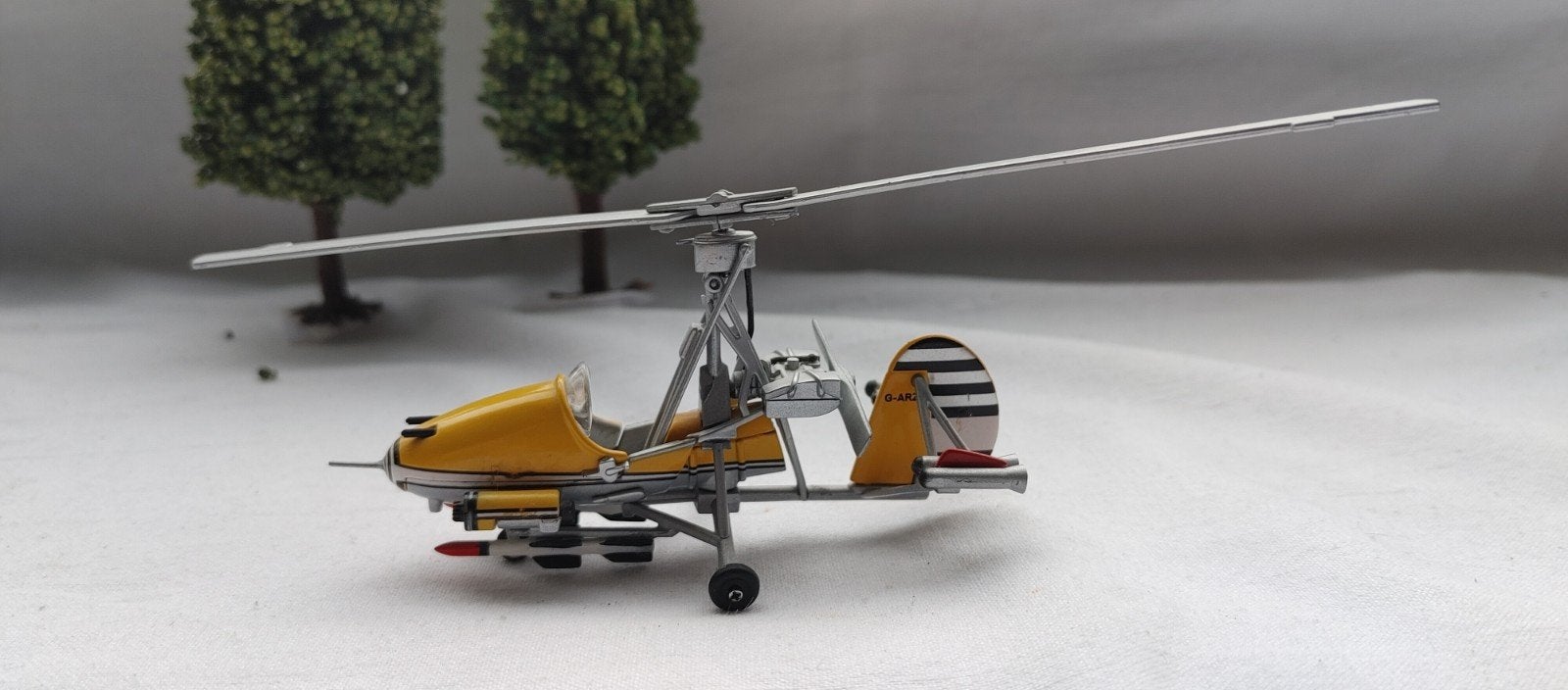 james bond Collection little nelly, Hobby en Vrije tijd, Modelauto's | 1:43, Verzenden, Zo goed als nieuw, Auto, Overige merken
