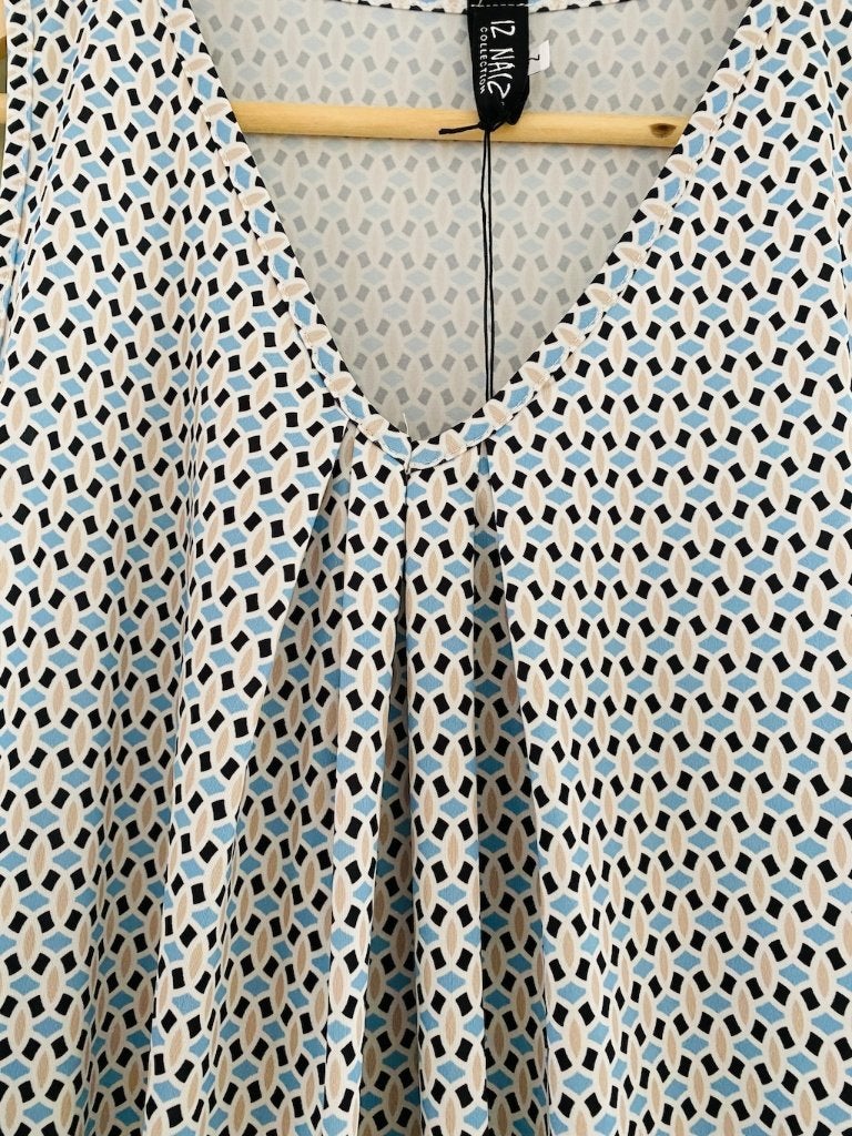 Top Travelstof Iz Naiz Blauw Beige Maat M Nieuw, Maat 38/40 (M), Meerkleurig, Ophalen of Verzenden, Zonder mouw