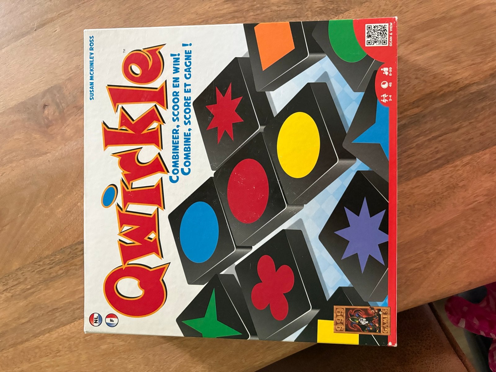 Qwirkle bordspel - Zo goed als nieuw, Drie of vier spelers, Ophalen of Verzenden, Zo goed als nieuw