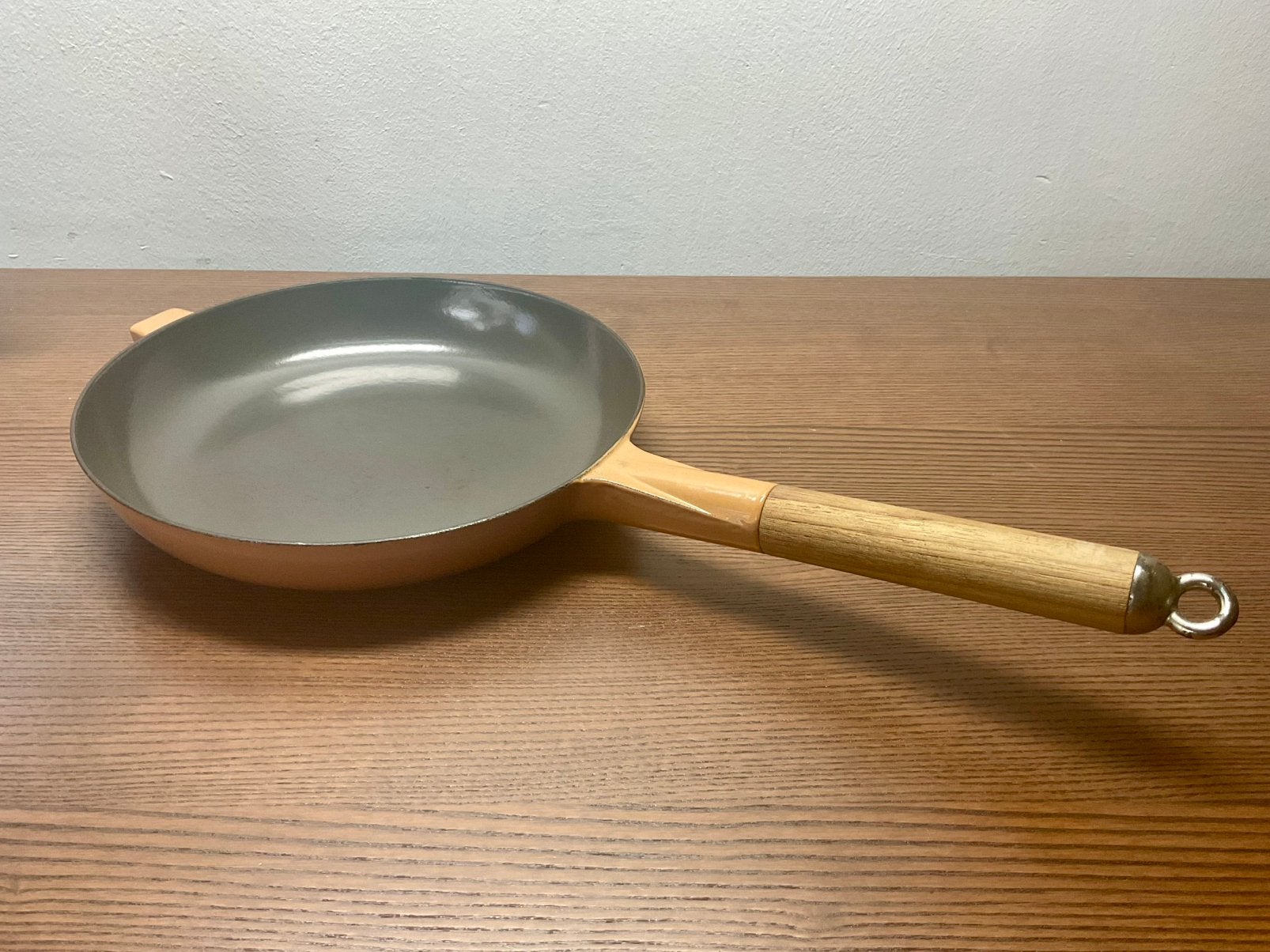 Vintage Le Creuset geëmailleerde gietijzeren koekenpan 26 cm, Koekenpan, Gebruikt, Gietijzer, Le Creuset