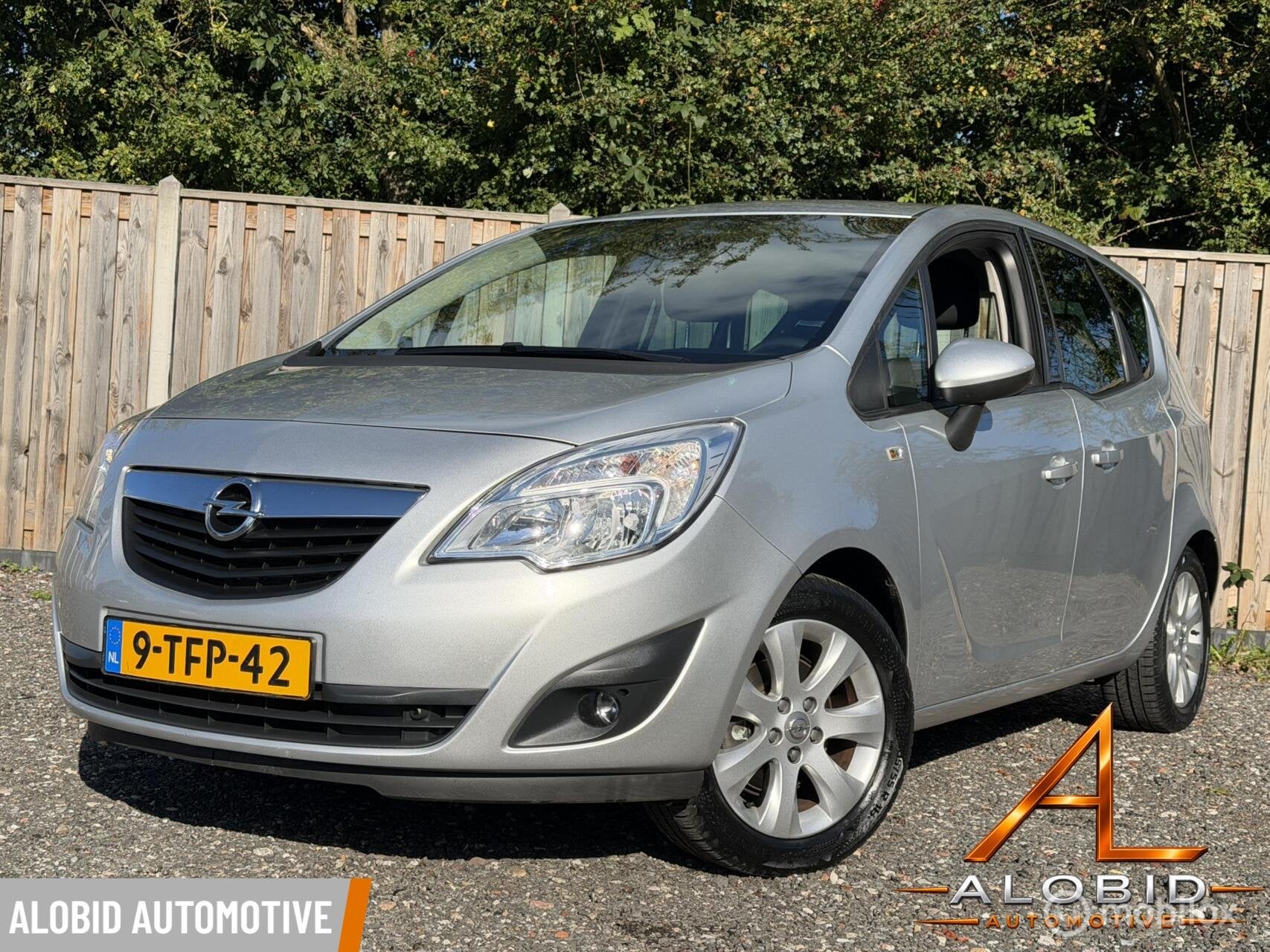 Opel Meriva 1.4 Cosmo Airco | trekhaak | 1ste eigenaar |100%, Auto's, Voorwielaandrijving, Euro 5, 101 pk, Gebruikt