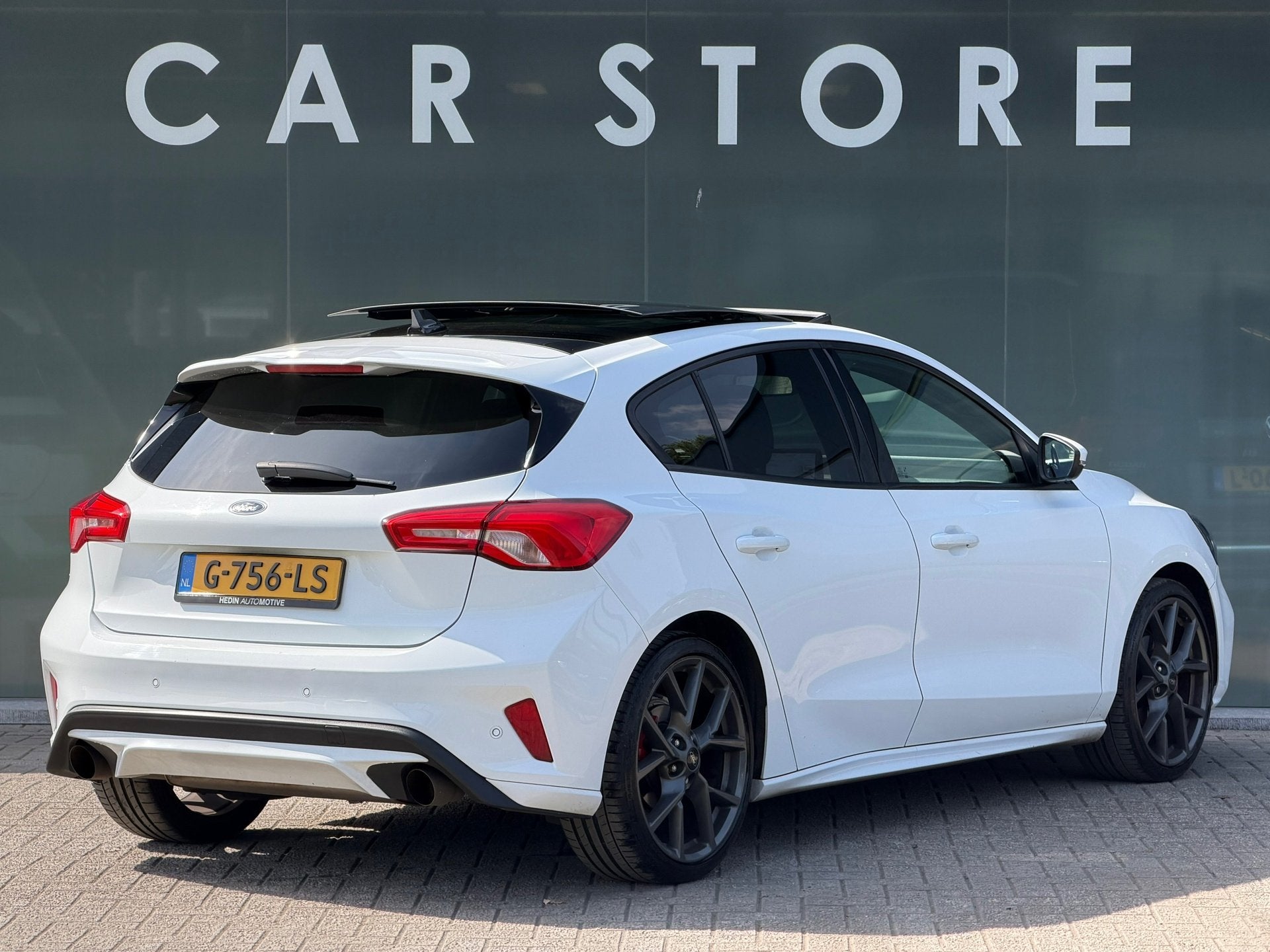 Ford Focus 1.5 EcoBoost ST Line Business AUTO| B&O|NAP|PANO, Auto's, 1304 kg, Stof, Gebruikt, Wit