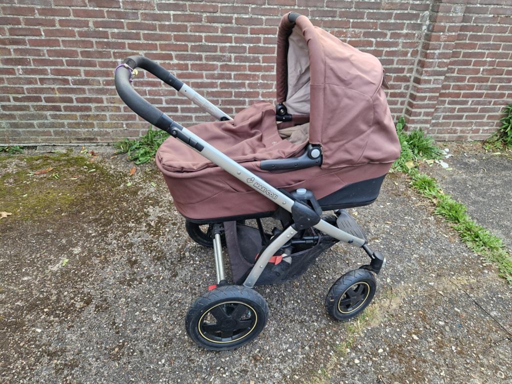 Maxi Cosi Mura 3 kinderwagen met reiswieg en zitje, Kinderen en Baby's, Kinderwagens en Combinaties, Ophalen, Gebruikt, Combiwagen