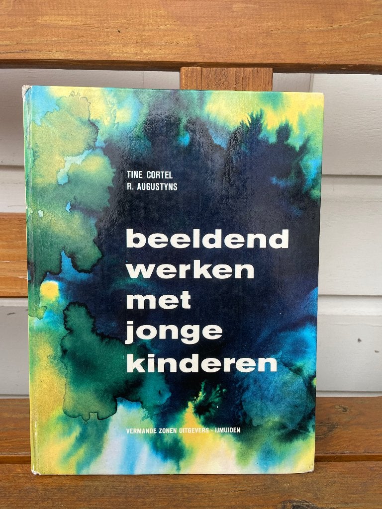 Beeldend werken met jonge kinderen | boek, Boeken, Ophalen of Verzenden, Zo goed als nieuw