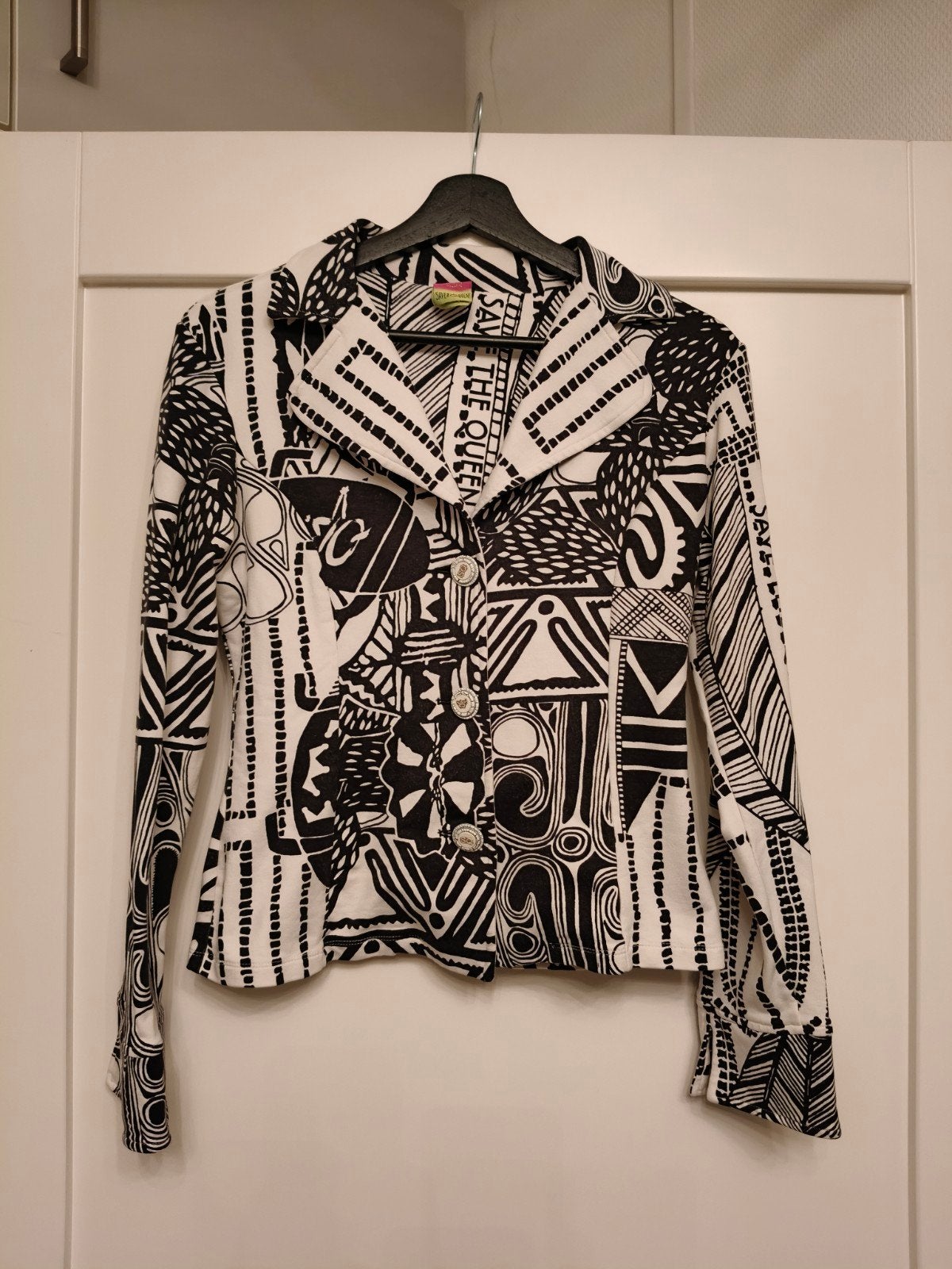 Save The Queen Jasje Zwart-Wit Print Maat M, Kleding | Dames, Maat 38/40 (M), Save The Queen, Zwart, Ophalen of Verzenden