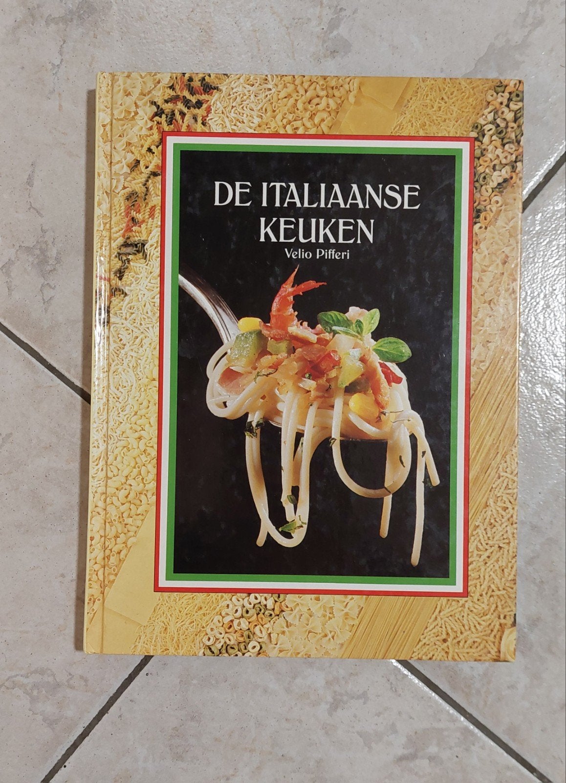 Vier kookboeken, Boeken, Kookboeken, Ophalen of Verzenden, Zo goed als nieuw, Italië