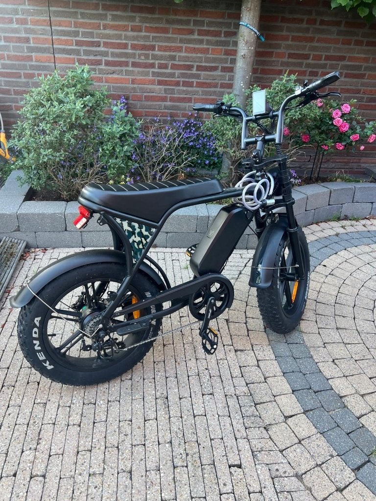 Ouxi V8 fatbike in goede staat inclusief accu en oplader, Gebruikt, 47 tot 51 cm, 30 tot 50 km per accu, Ophalen