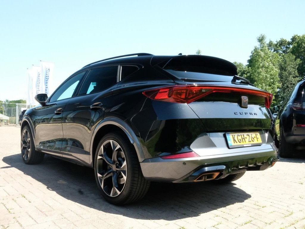CUPRA Formentor 1.4 e-Hybrid VZ Performance 204 PK | Stuur &, Auto's, Cupra, Stof, Gebruikt, 4 cilinders, Formentor