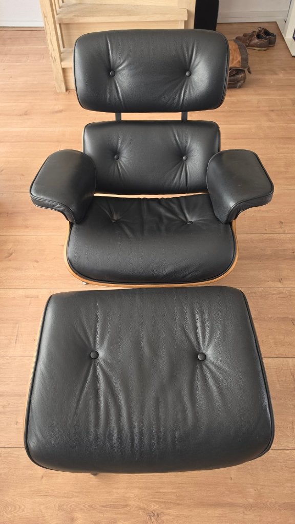 Prachtige Eames Lounge Chair replica met bijpassende Ottoman, Huis en Inrichting, Fauteuils, Ophalen, Gebruikt, Hout