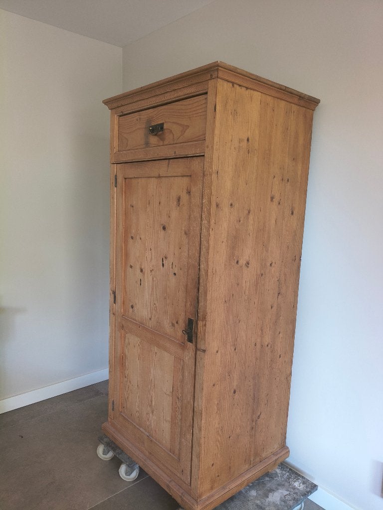 grenenkast 173 hoog, 70 breed, 60 diep, Huis en Inrichting, Ophalen, Grenen, Met lade(s), 50 tot 100 cm
