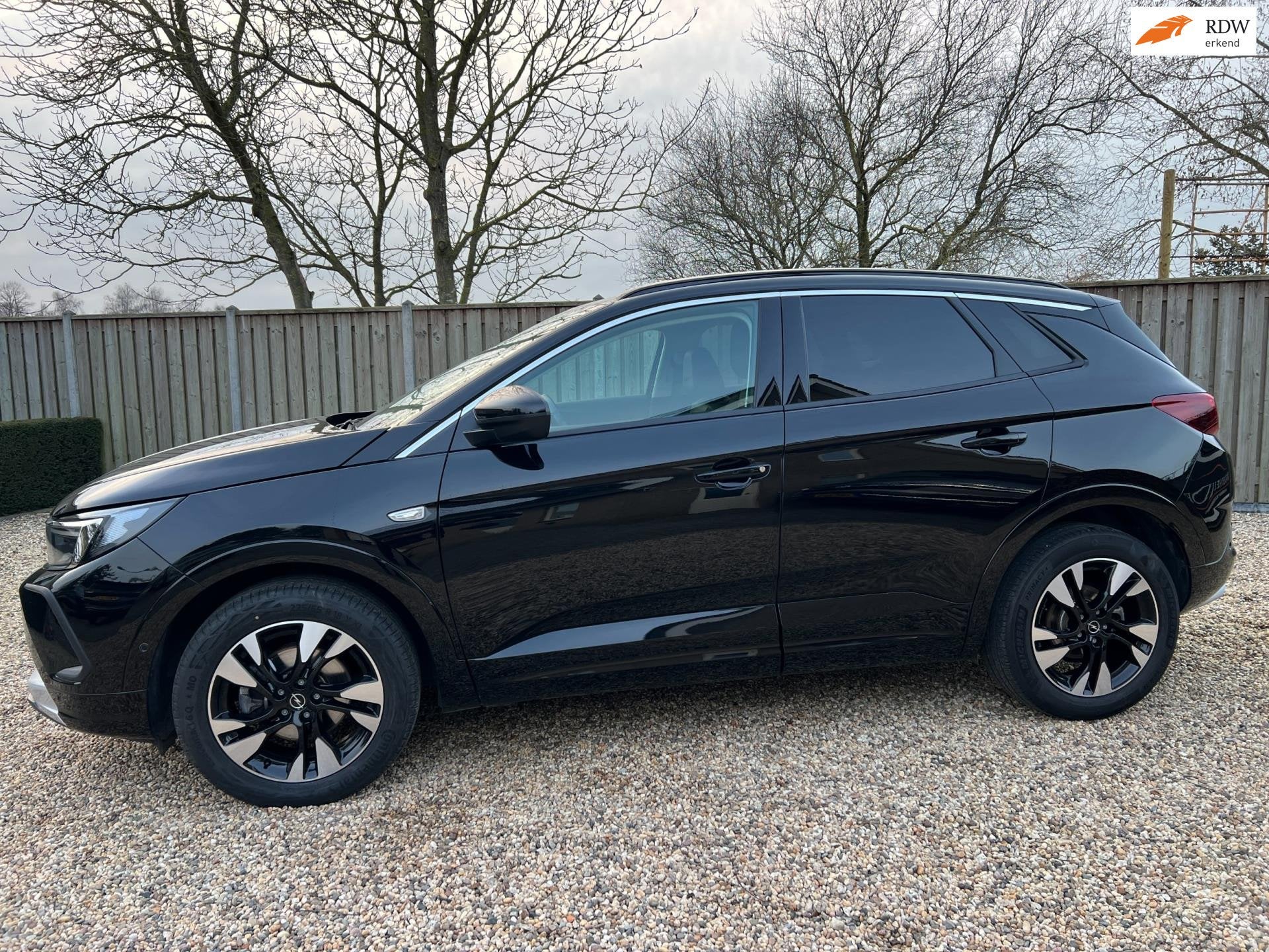 Opel GRANDLAND 1.2 Turbo Ultimate Automaat & Navigatie & Cam, Auto's, Dealer onderhouden, 15 km/l, Gebruikt, 1199 cc
