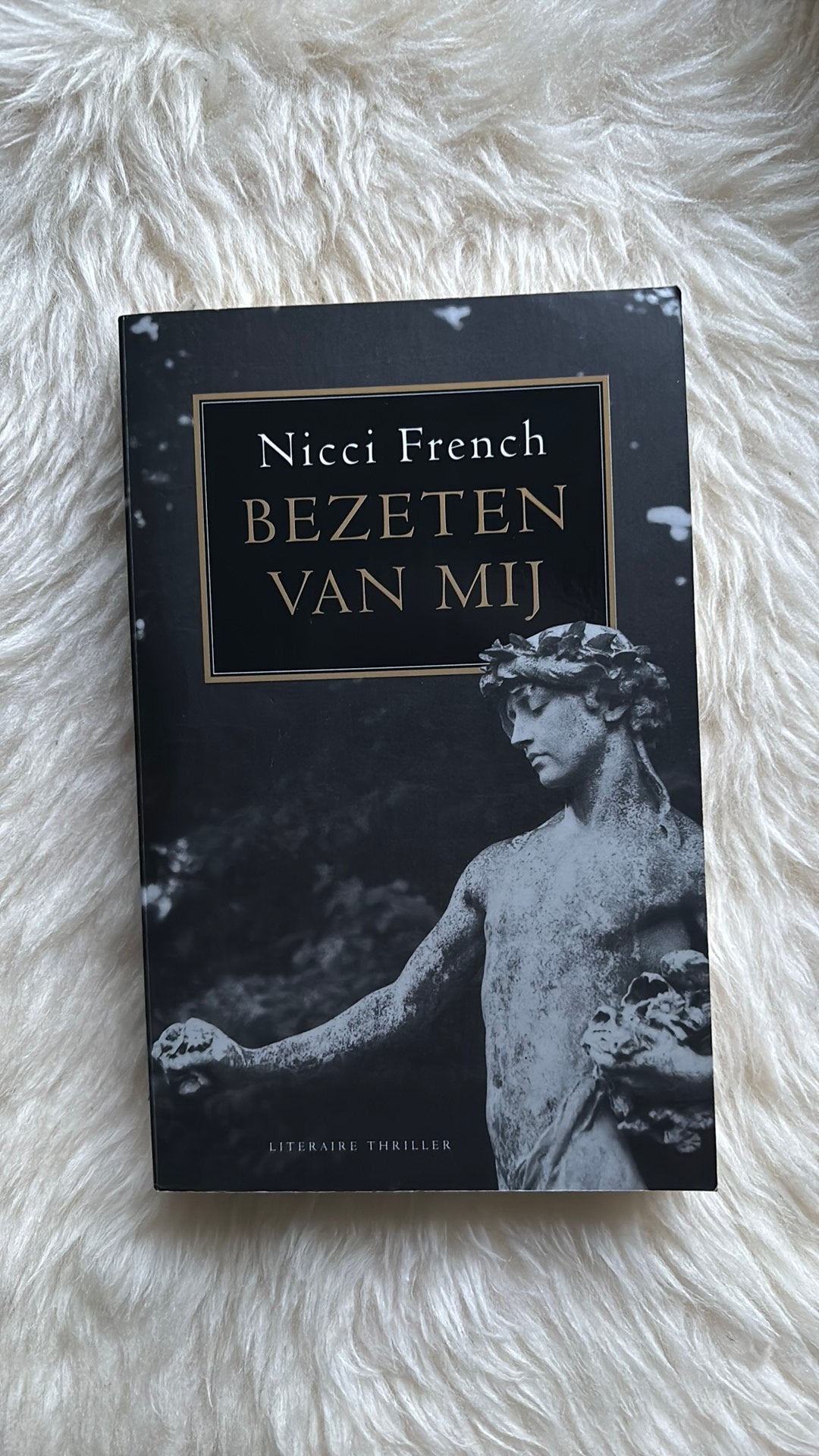 Nicci French - Bezeten van mij, Ophalen of Verzenden, Zo goed als nieuw, Nicci French