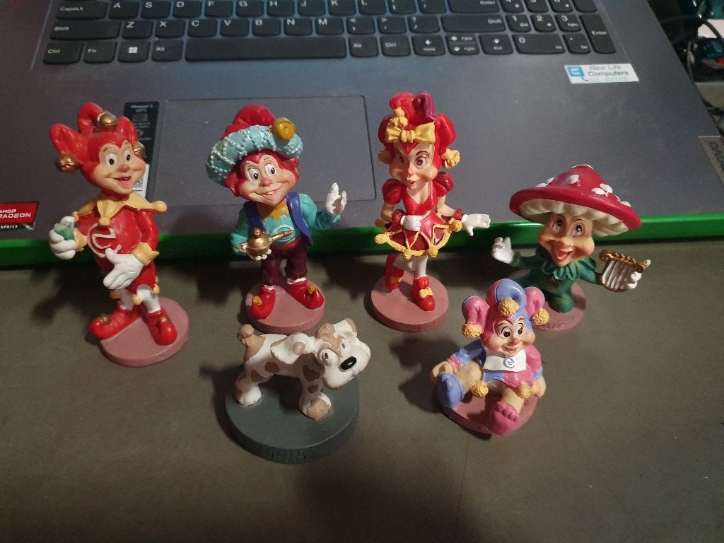 6 stenen poppetjes Efteling, Ophalen of Verzenden, Zo goed als nieuw, Beeldje of Poppetje
