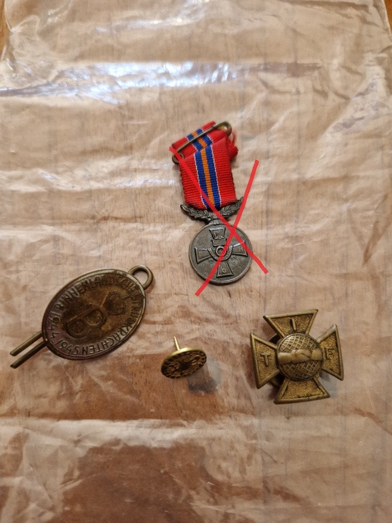 Speldje Oorlog 1940-1945 vintage, Verzenden, Gebruikt, Overige onderwerpen