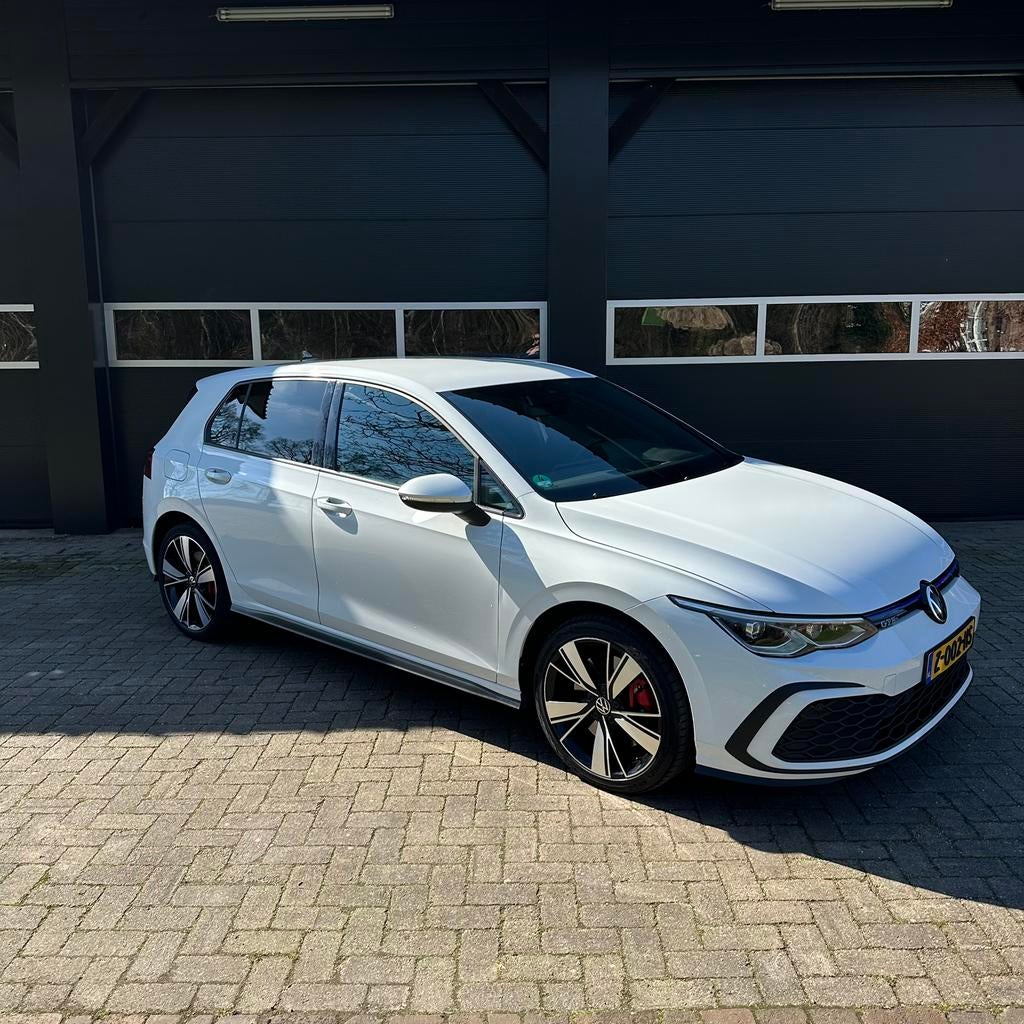 Volkswagen Golf  8 1.4 Ehybrid 245pk DSG 2021 - Eerste lak, 4 cilinders, Wit, Plug-in hybride, 1395 cc