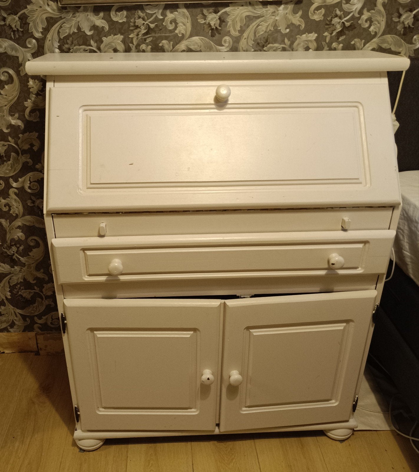 Gratis wit geschilderde eiken secretaire, Huis en Inrichting, Ophalen, Gebruikt, Landelijk/ brocant