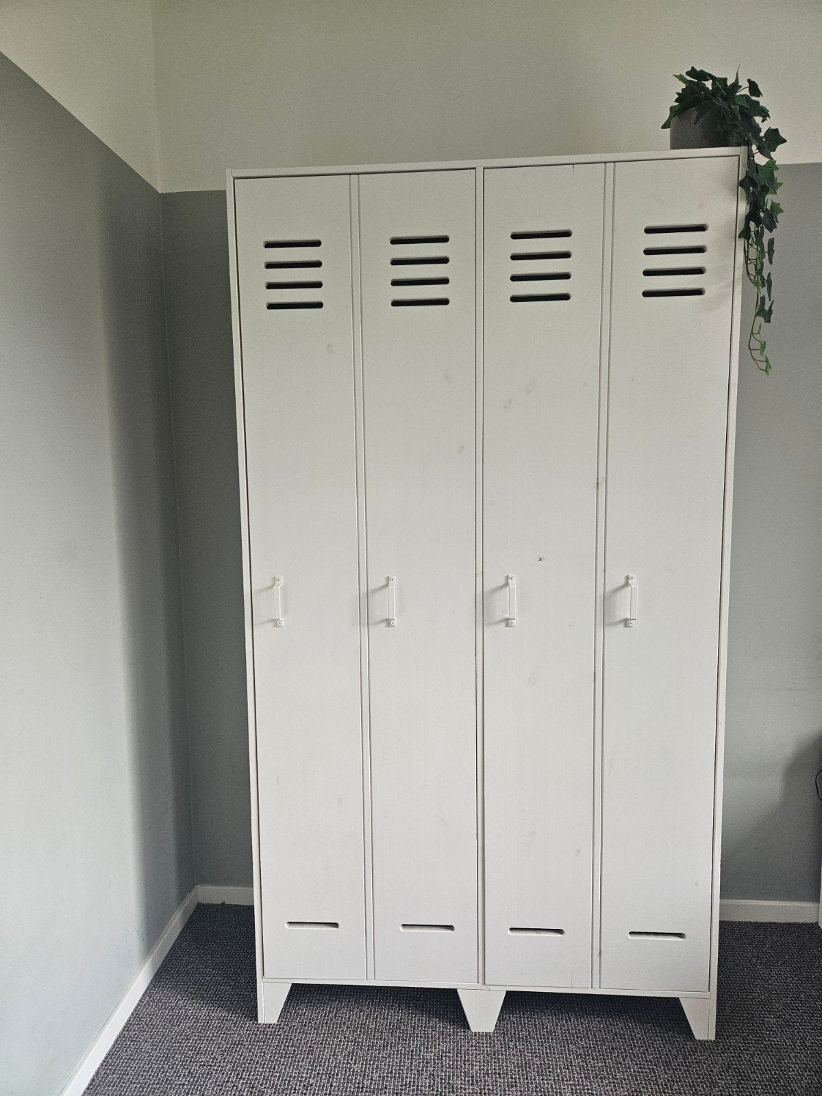 Witte lockerkast "Stijn" van Woood, Ophalen, Gebruikt, Industrieel, Modern, Locker