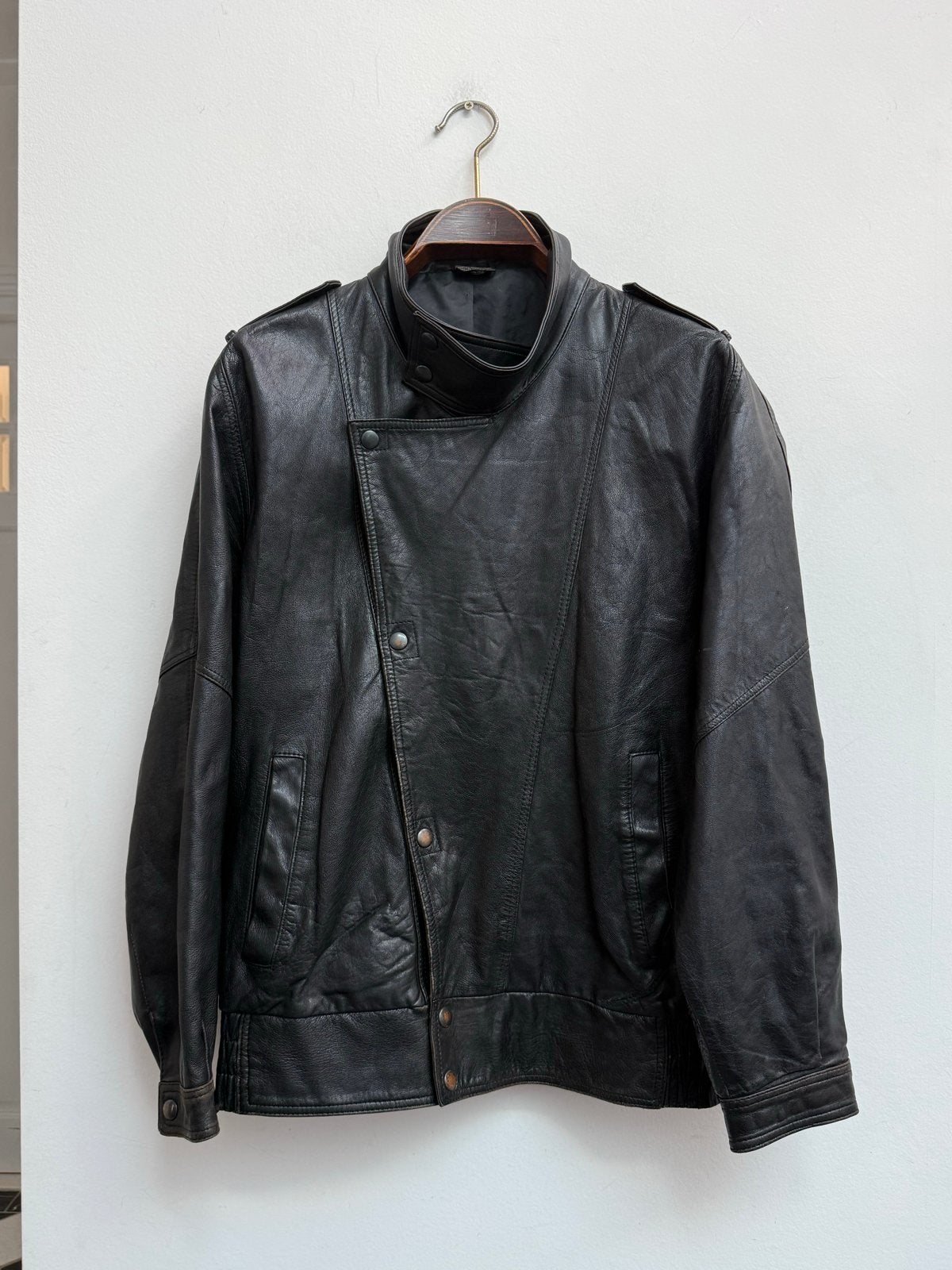 Vintage jaren '80 zwart leren jack, maat 50 (EU), Ophalen of Verzenden, Gedragen