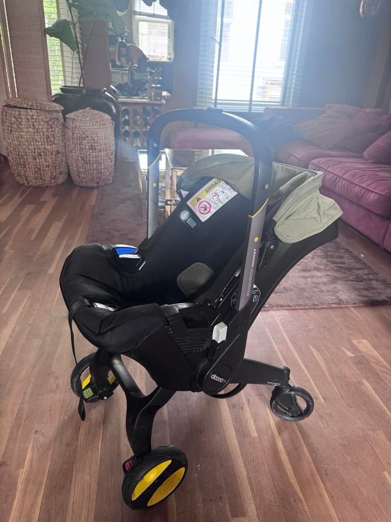 Doona+ autostoel en kinderwagen in één, Ophalen of Verzenden, Gebruikt