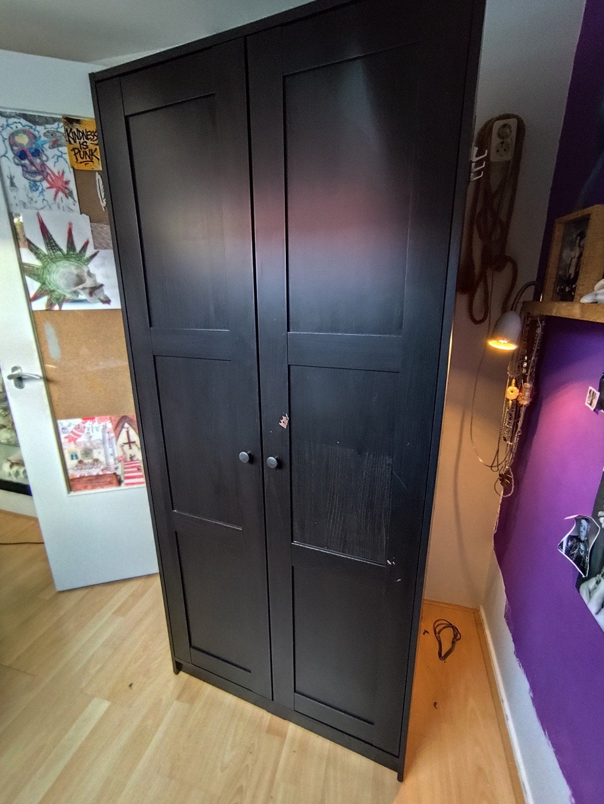 IKEA BRIMNES Kledingkast met 2 deuren, zwart, Ophalen